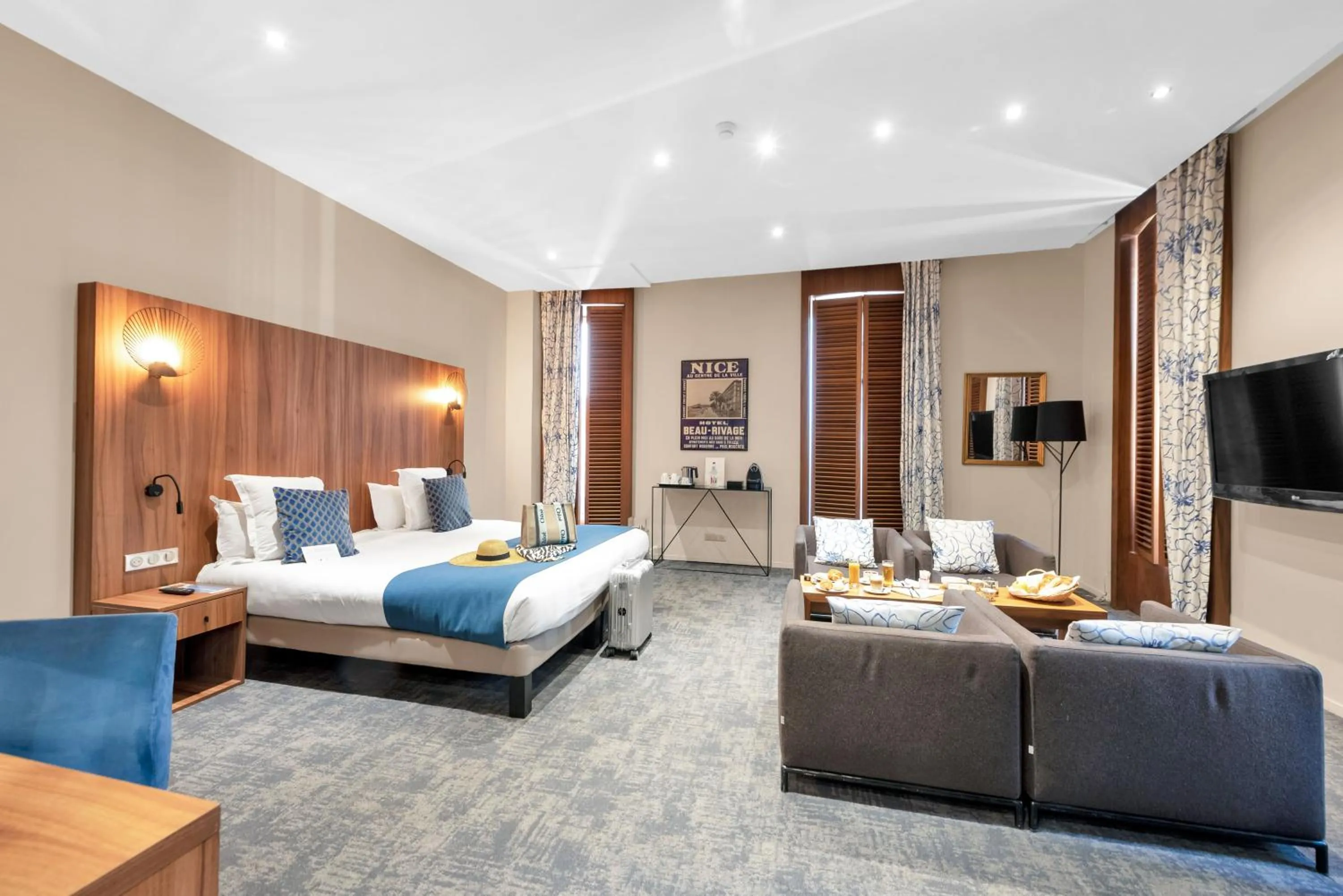 Photo of the whole room, Bed in Hotel Beau Rivage