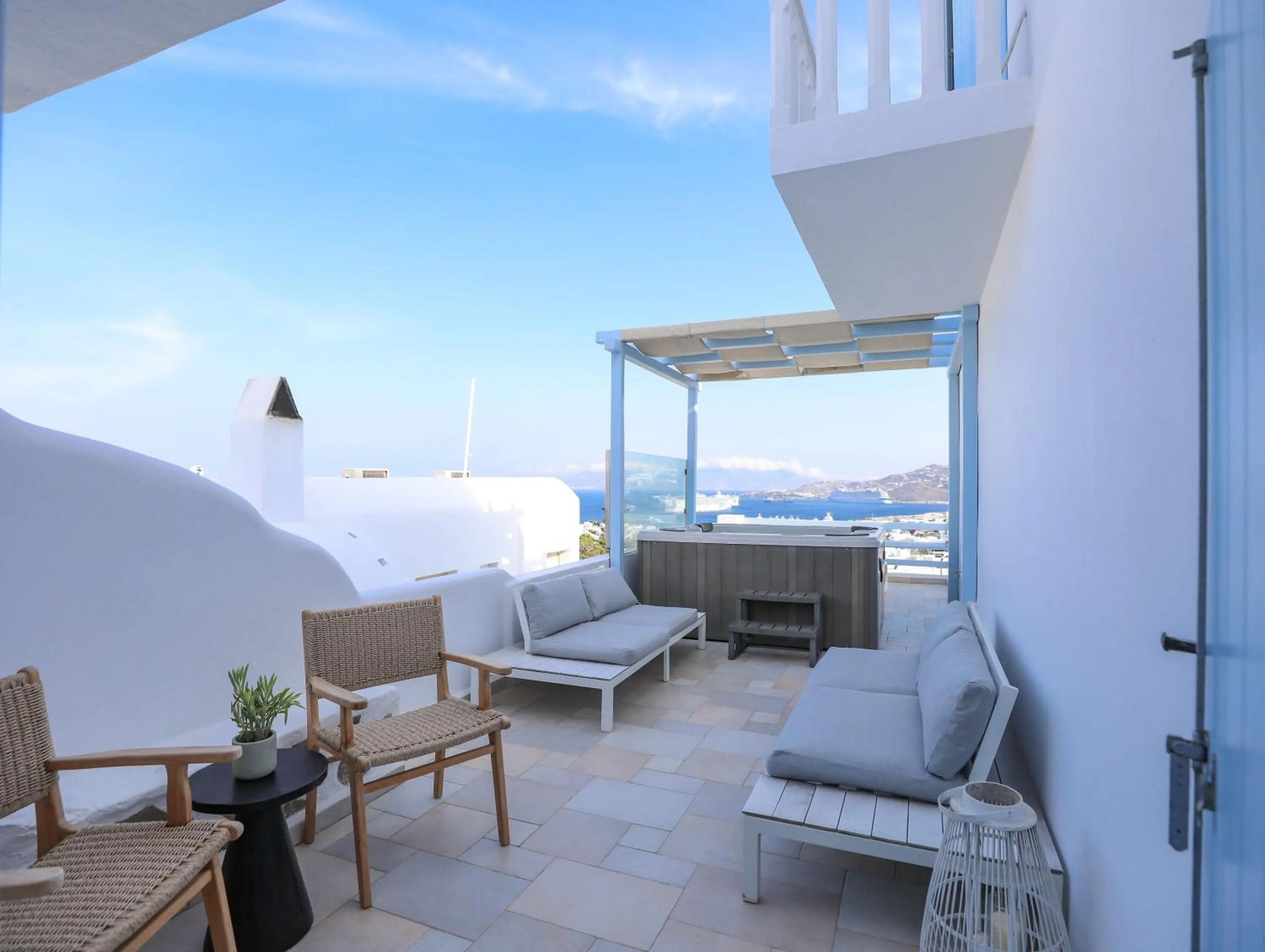 Patio in Ibiscus Boutique