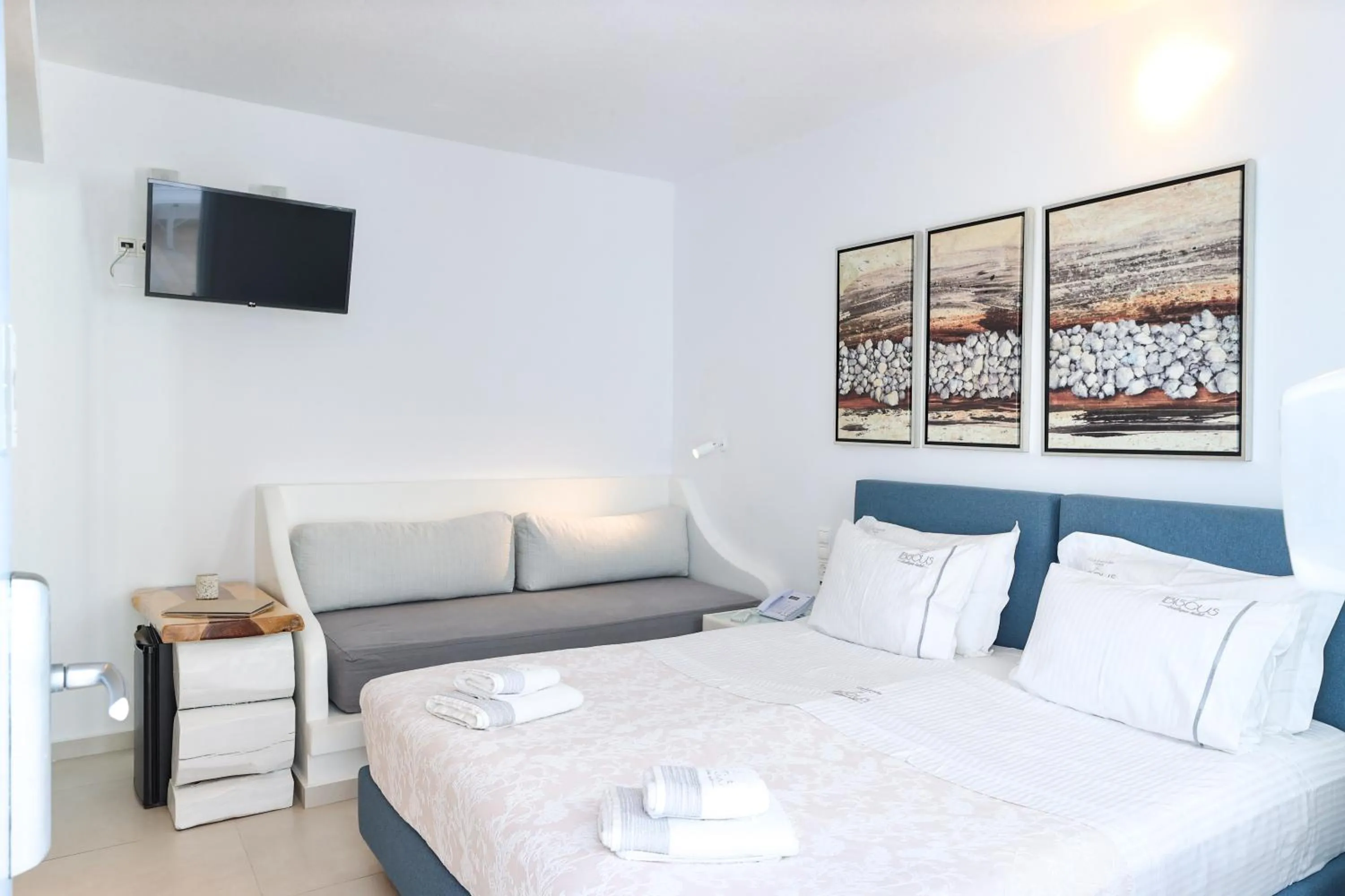 Bed in Ibiscus Boutique