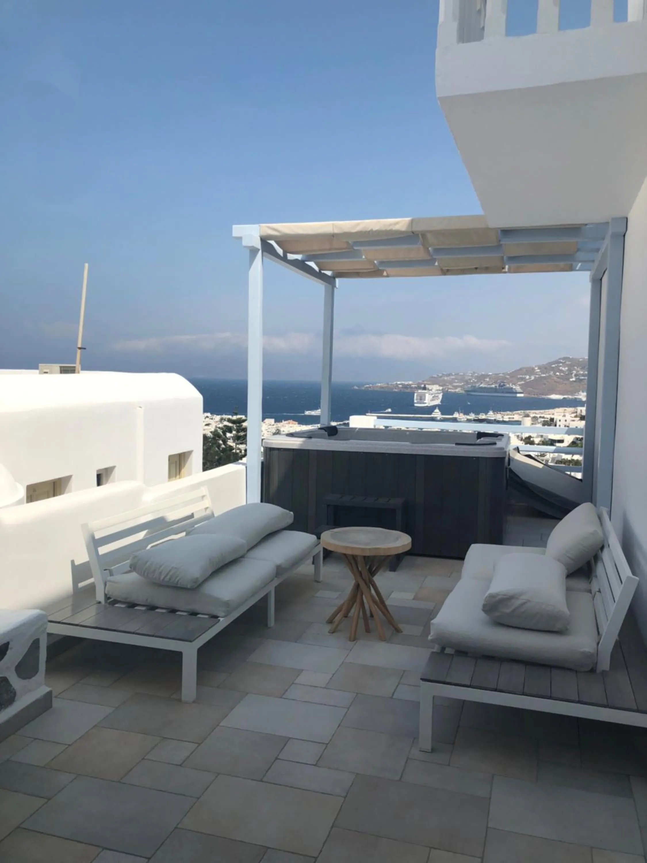 Patio in Ibiscus Boutique