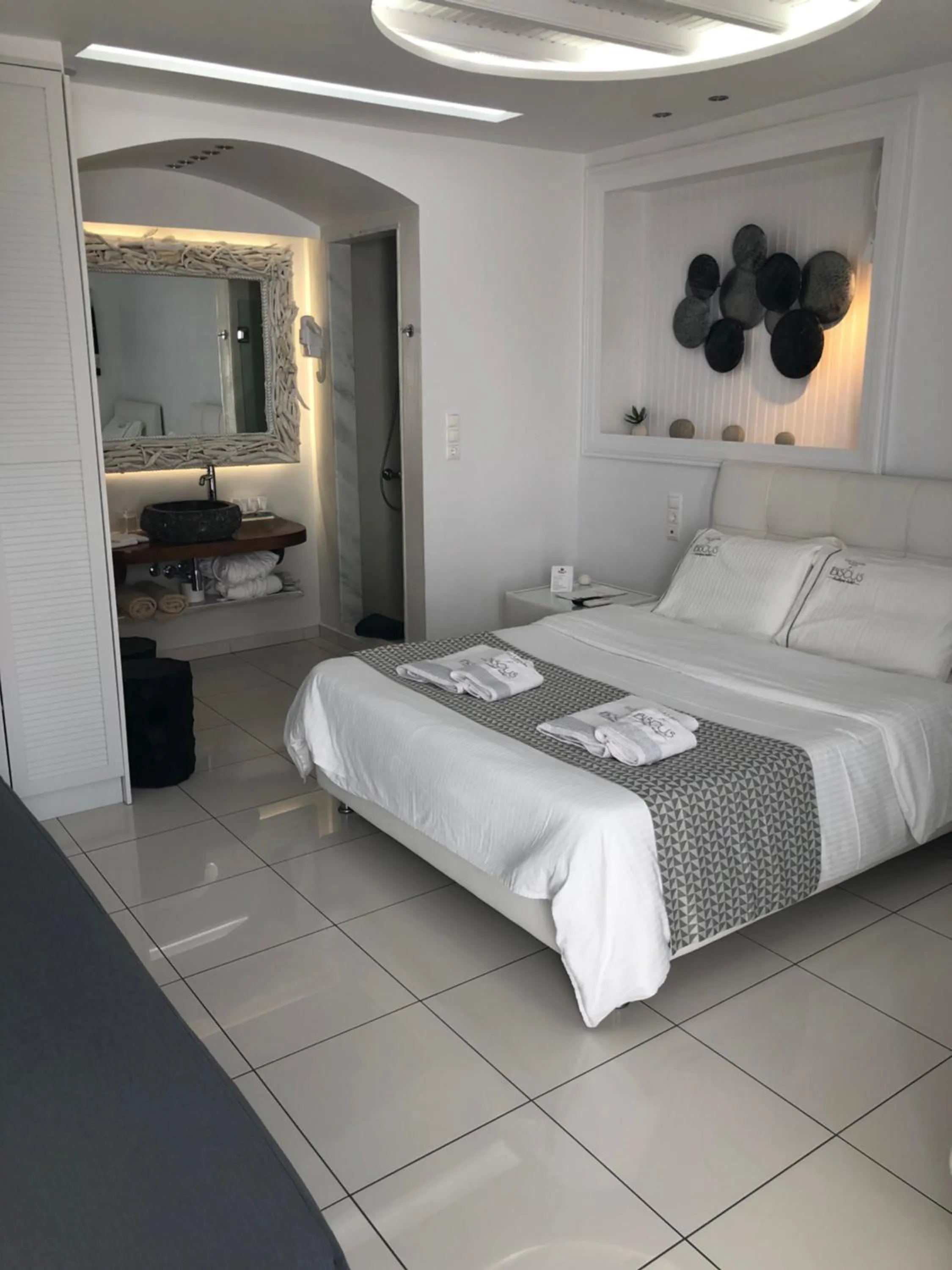 Bed in Ibiscus Boutique