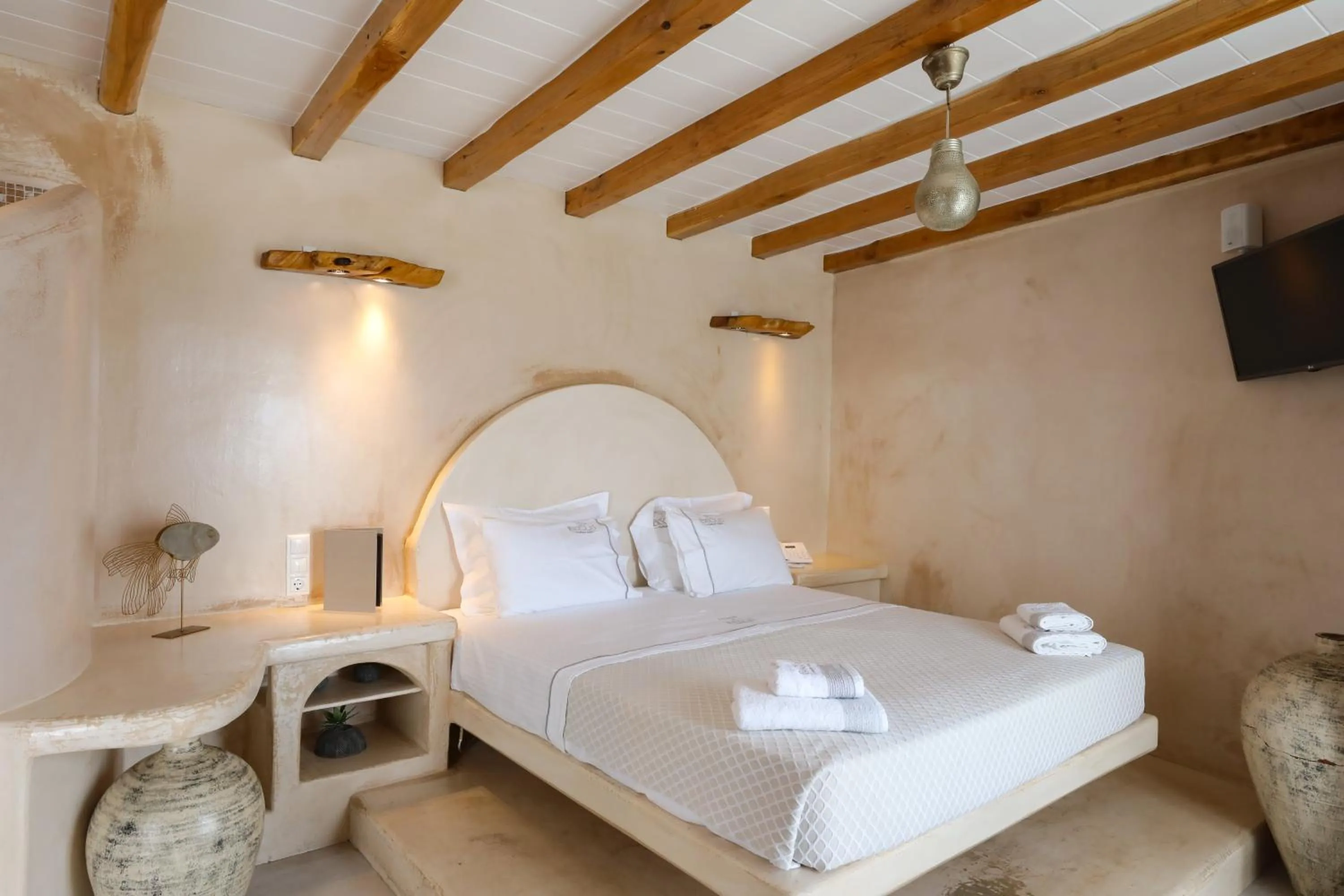 Bed in Ibiscus Boutique