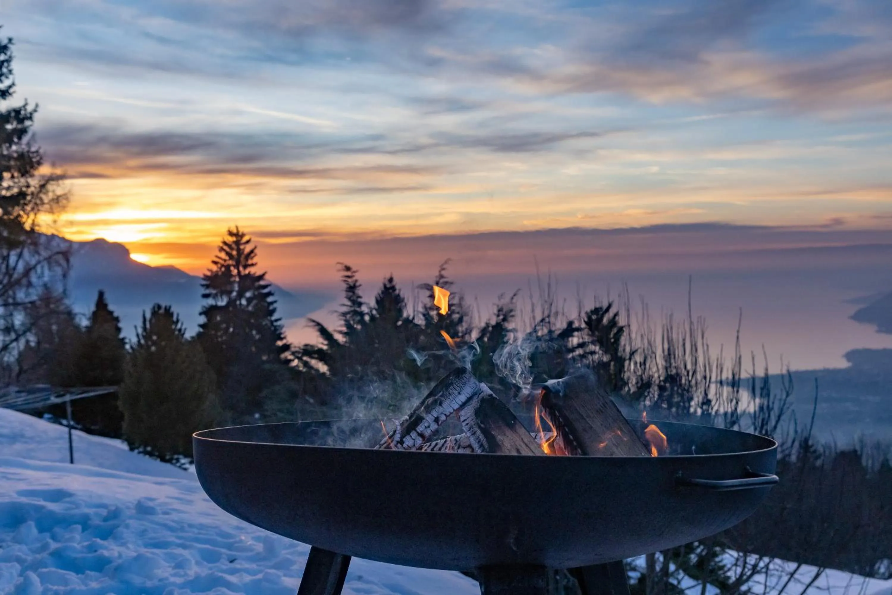 Sunset in Le Coucou Hotel Restaurant & Lounge-Bar