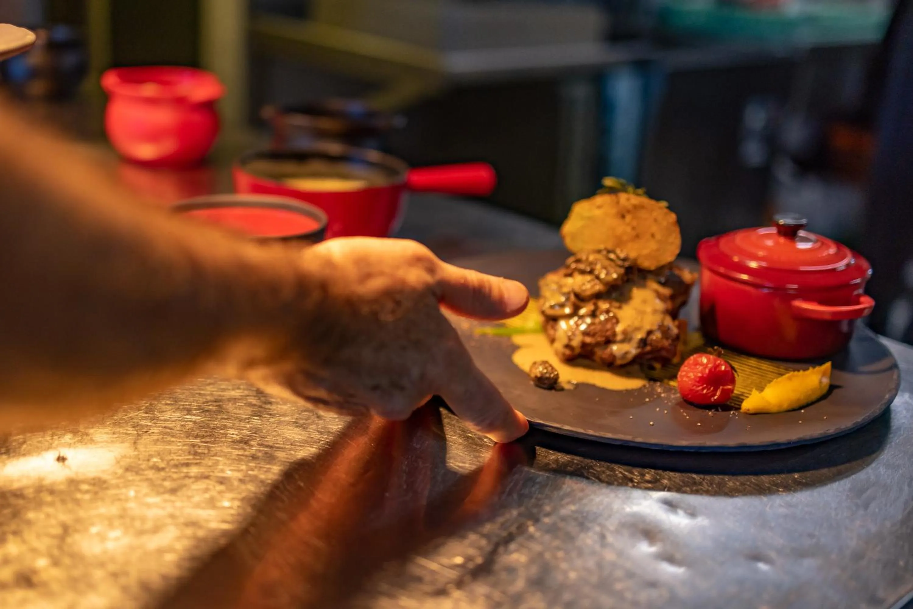 Food and drinks in Le Coucou Hotel Restaurant & Lounge-Bar