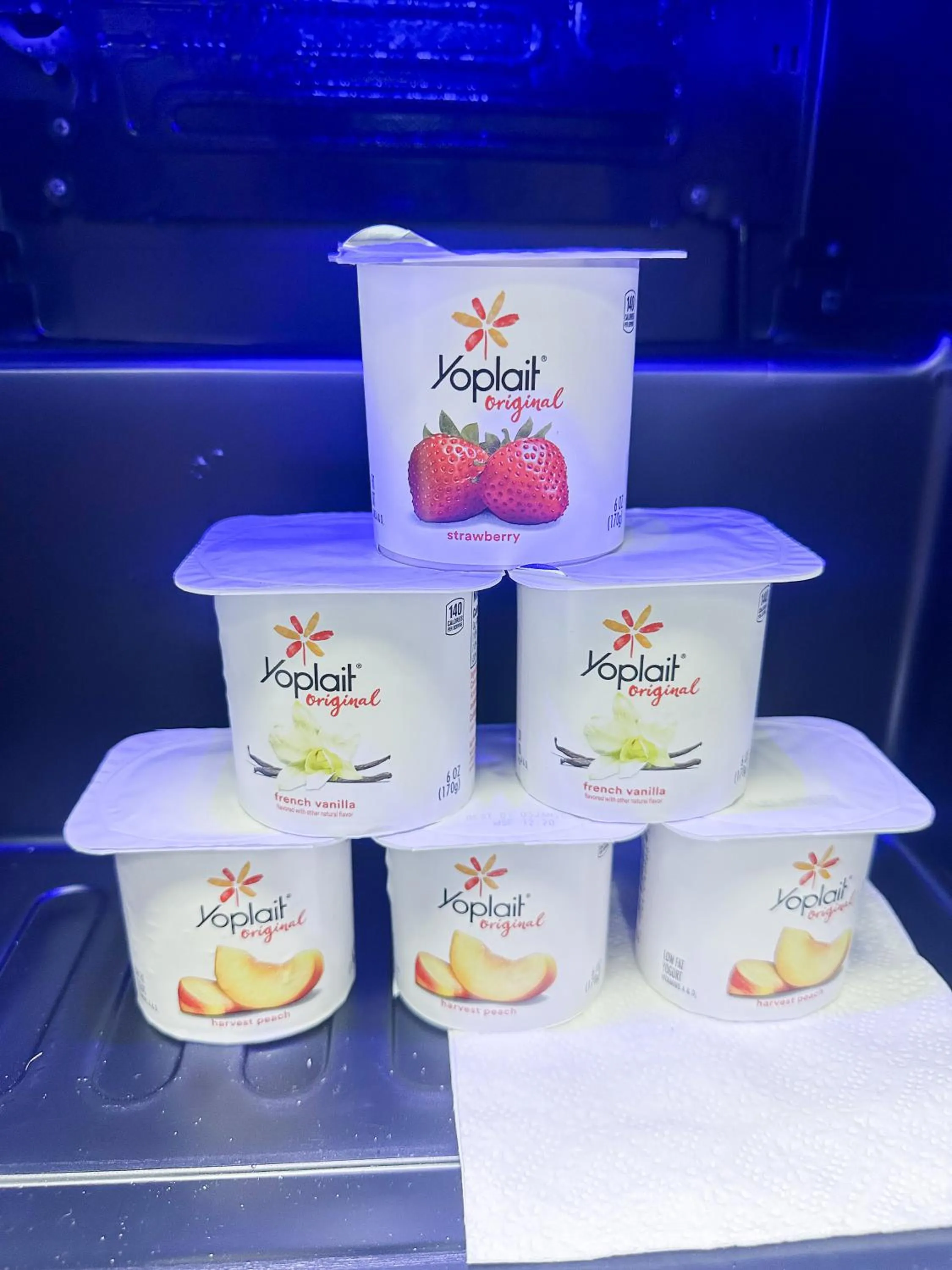 Breakfast in Americas Inn & Suite