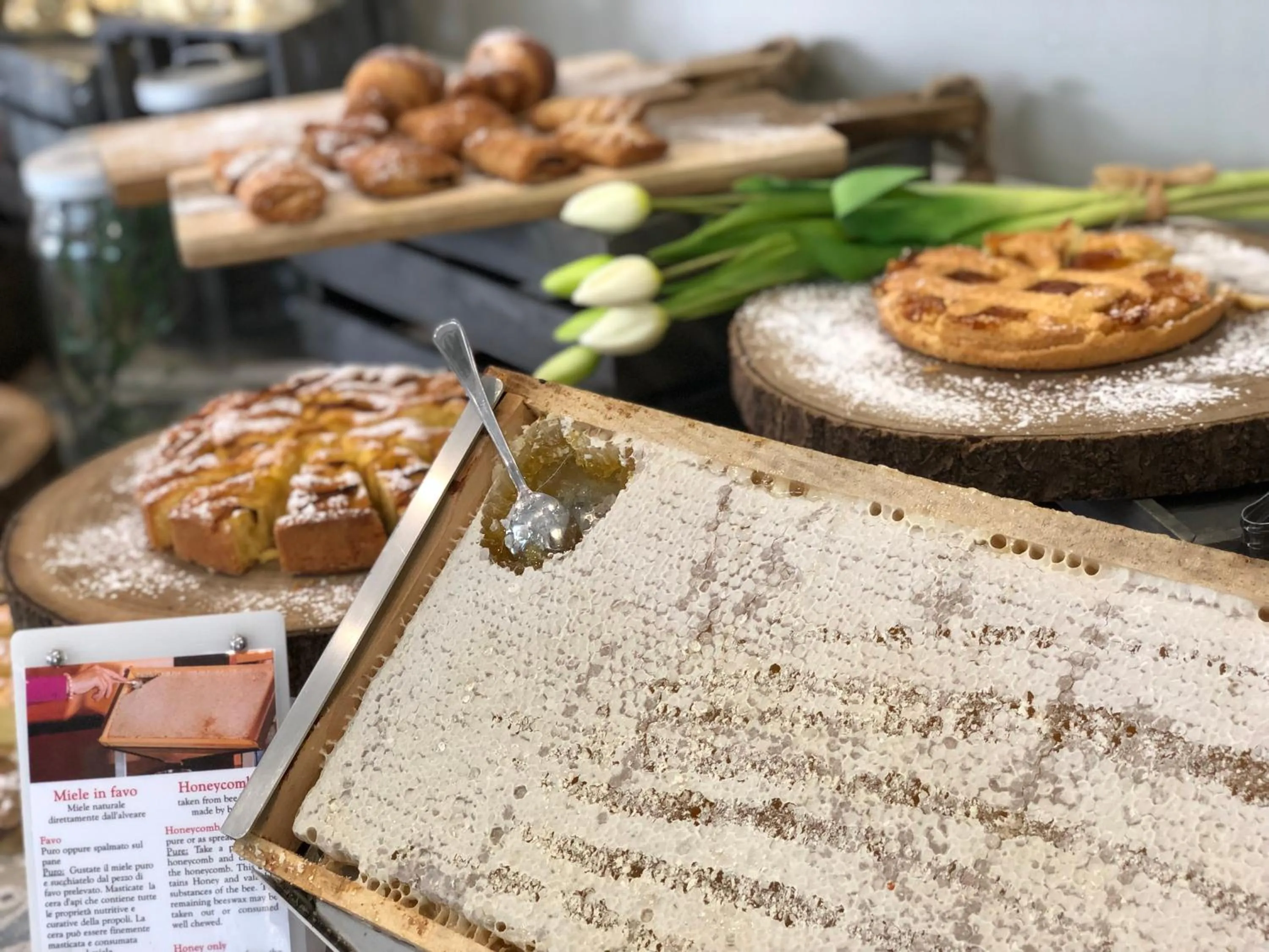 Buffet breakfast in Hotel La Conchiglia