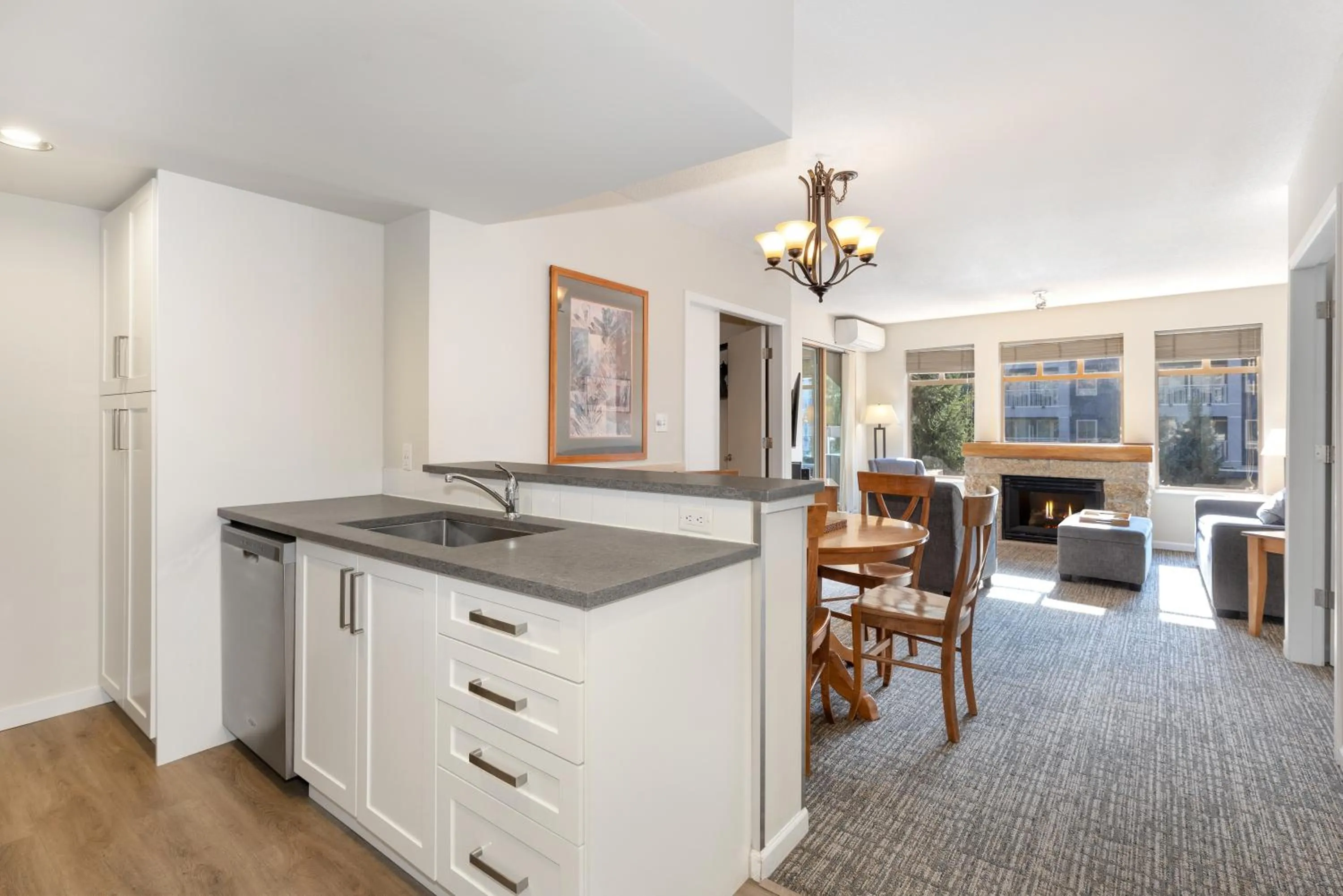 Living room in Tyndall Stone Lodge by Whiski Jack