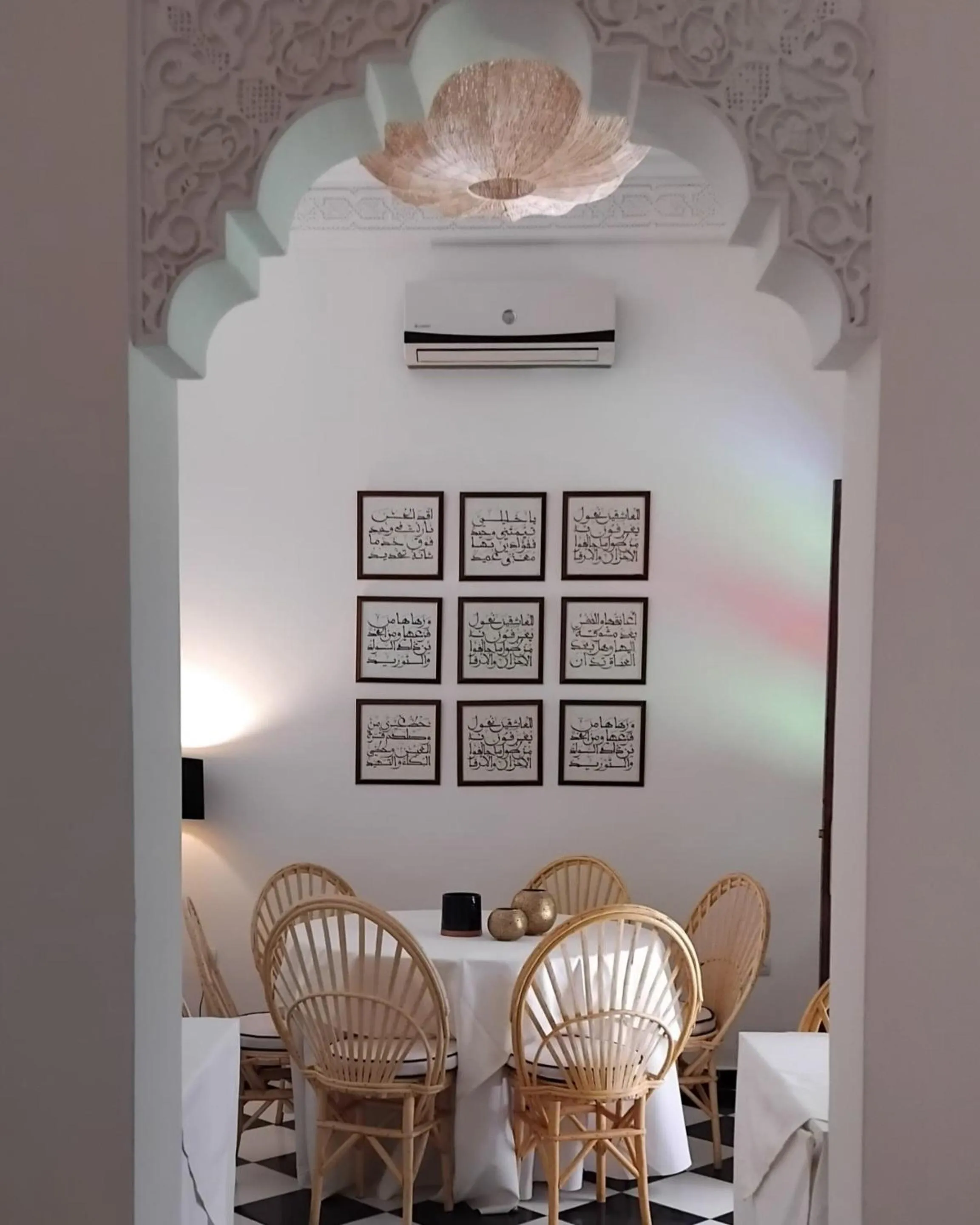 Dining area in Riad Yakimour