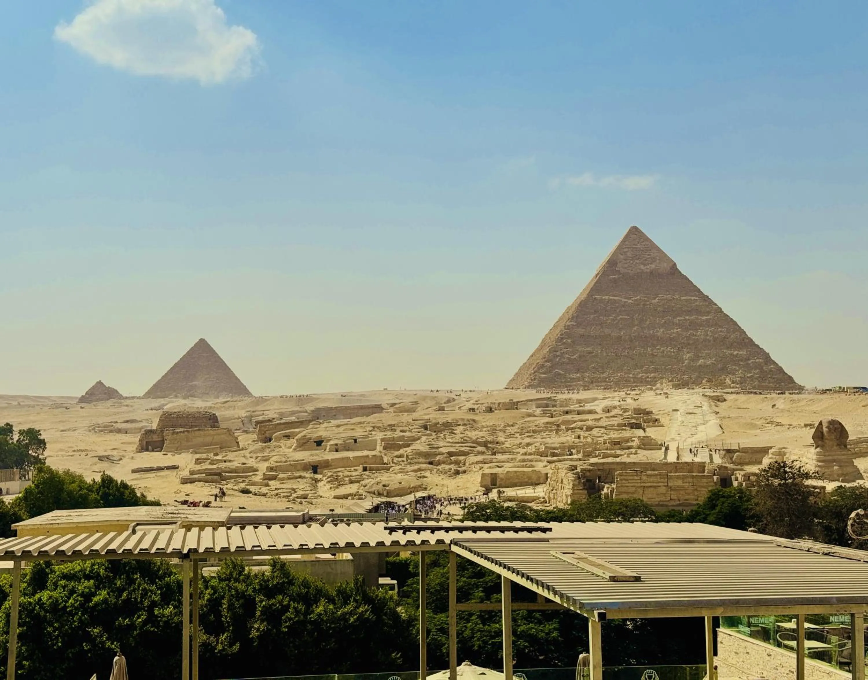 Restaurant/places to eat in Giza Pyramids Inn