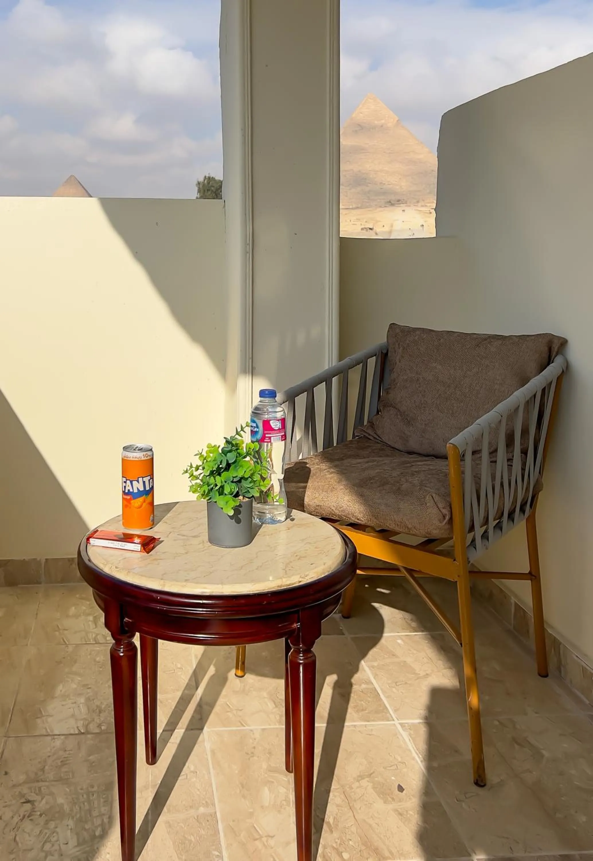 Day in Giza Pyramids Inn