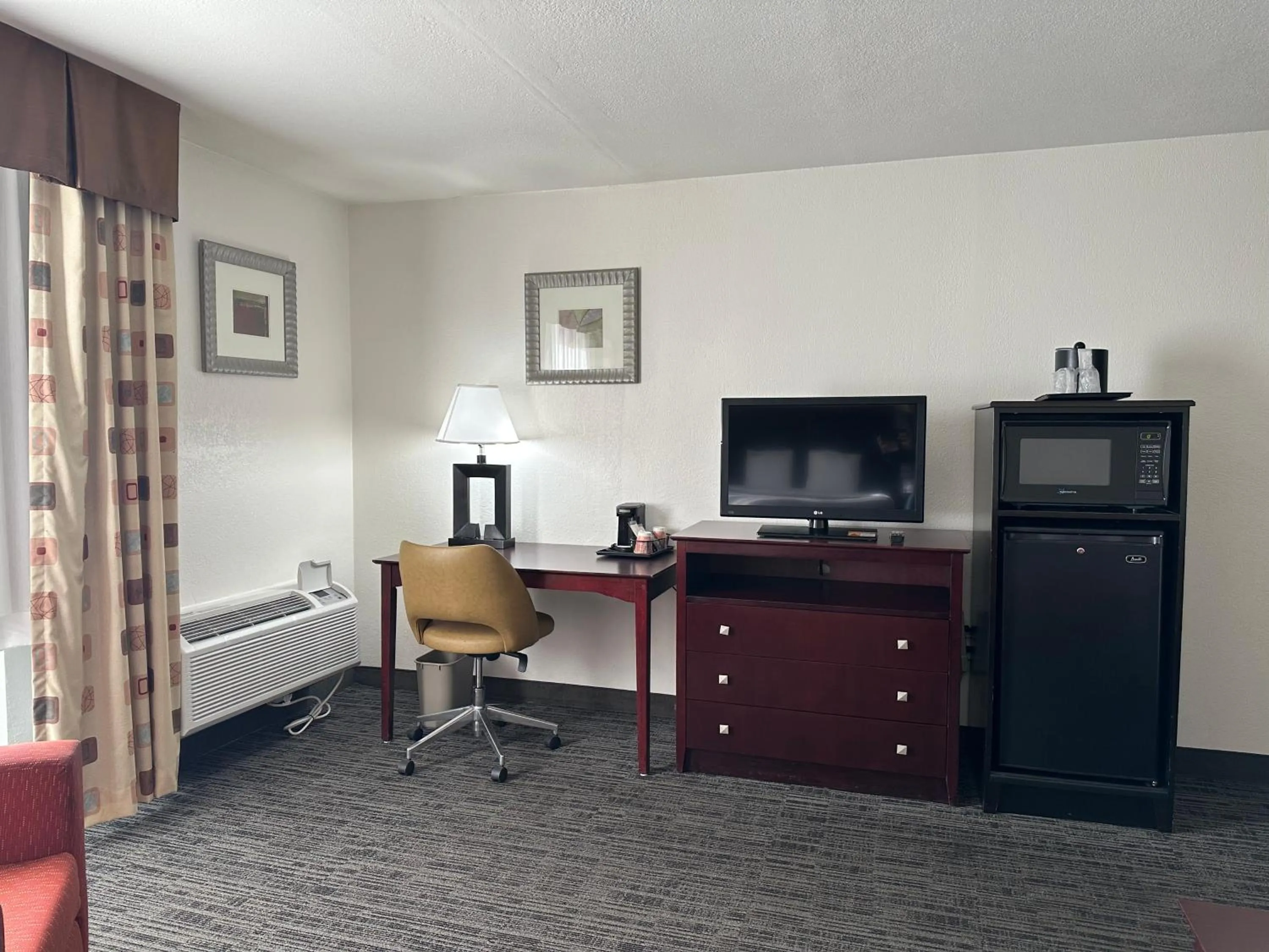 Quality Inn & Suites Everett