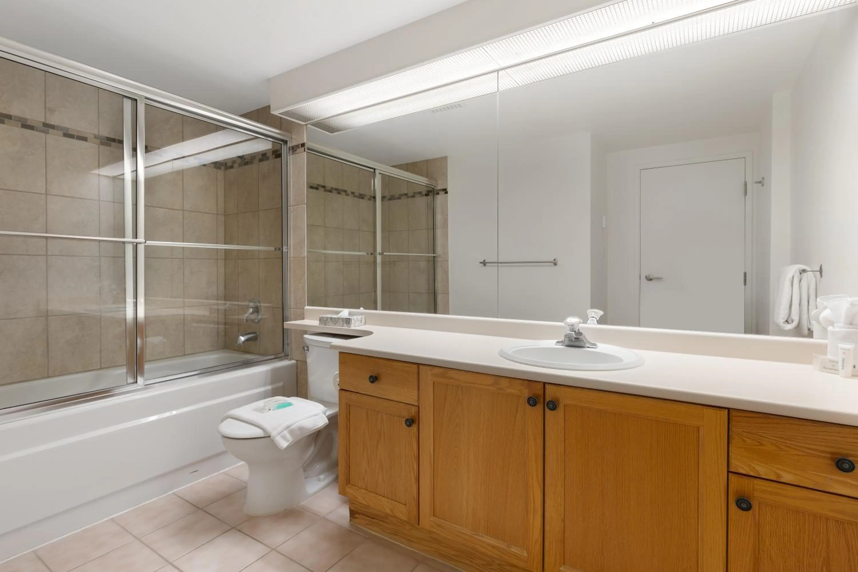 Bathroom in The Woodrun Lodge by Whiski Jack