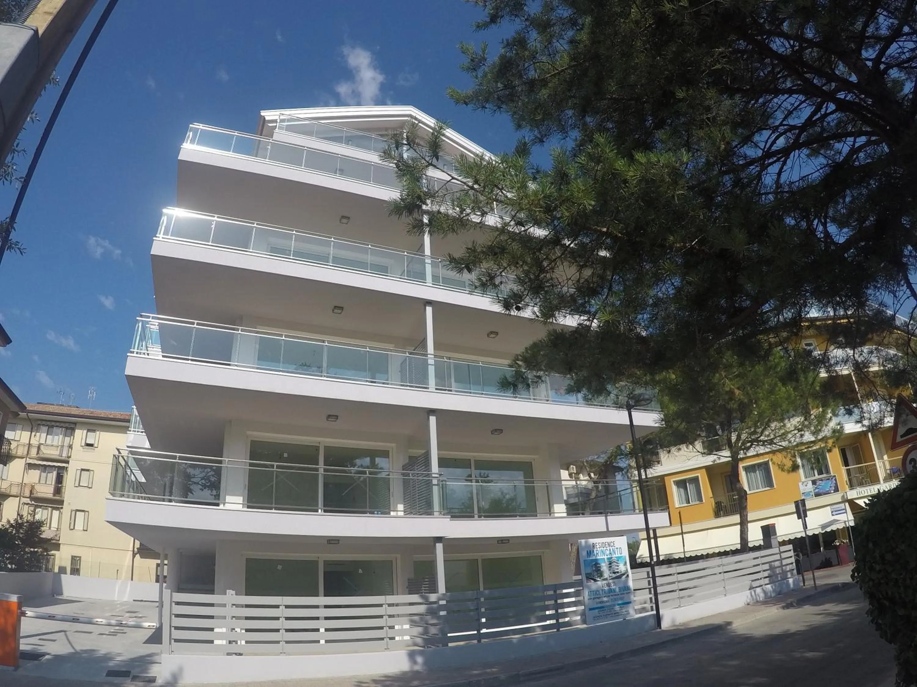 Property building in Mare Incanto - Agenzia Cocal