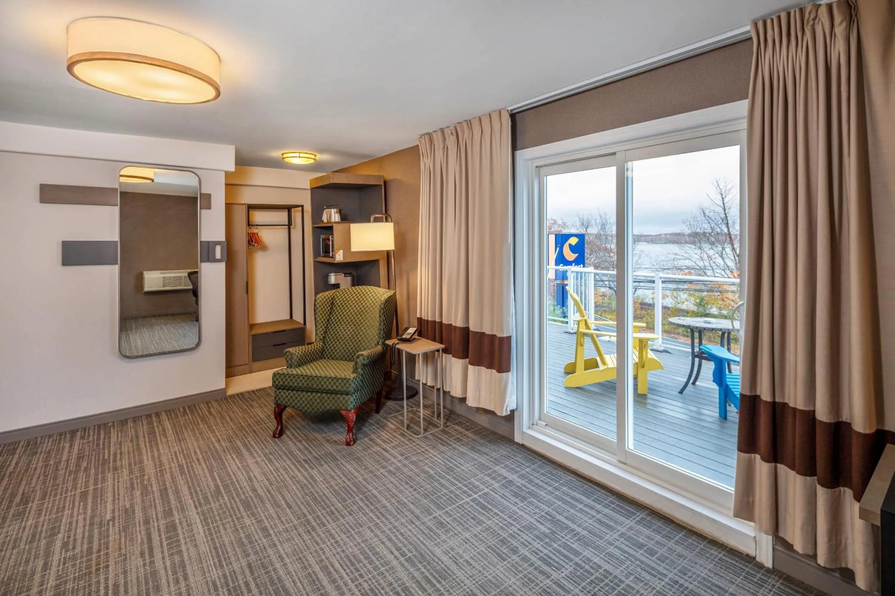 Bedroom in Comfort Inn