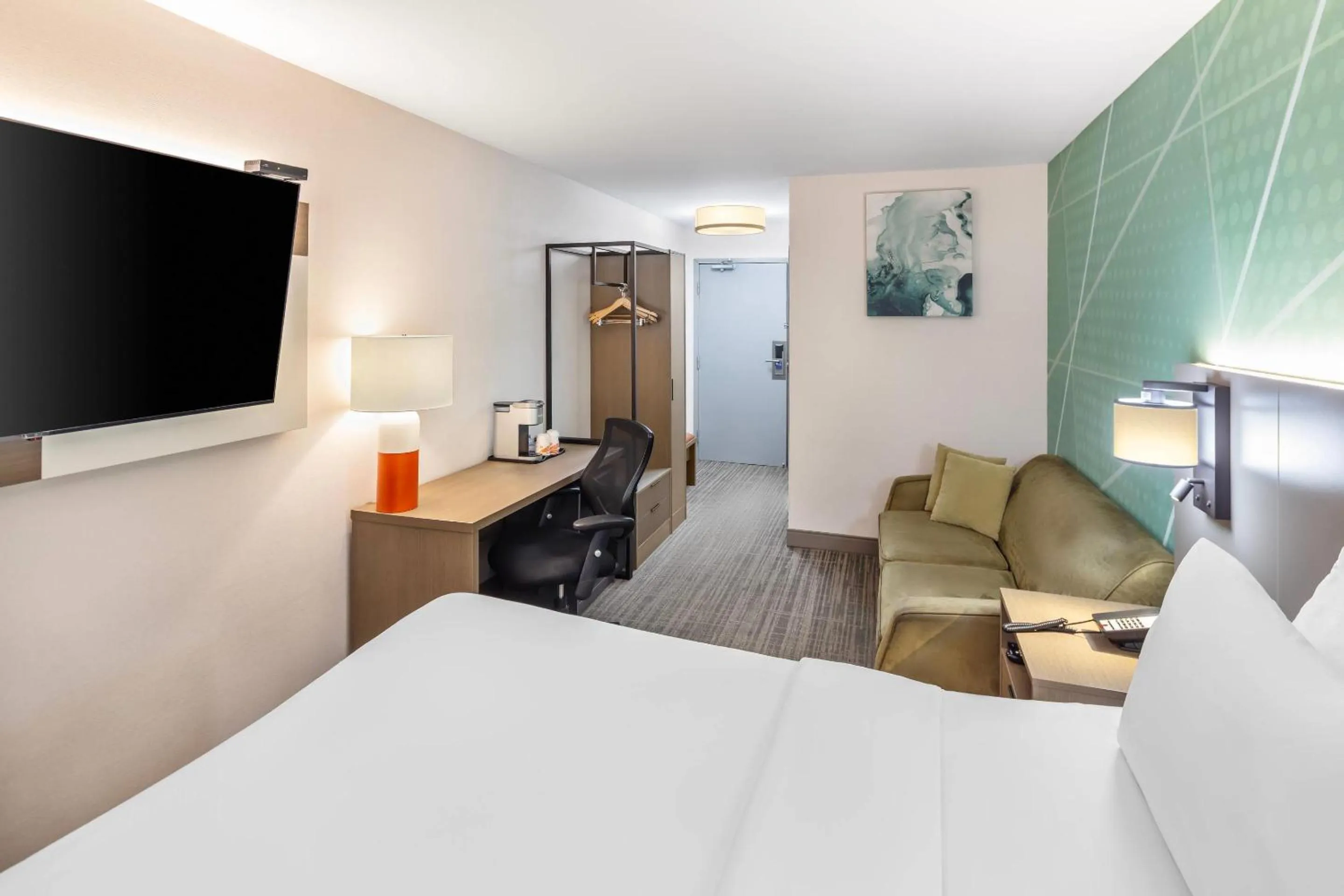 Bedroom, Bed in Comfort Inn