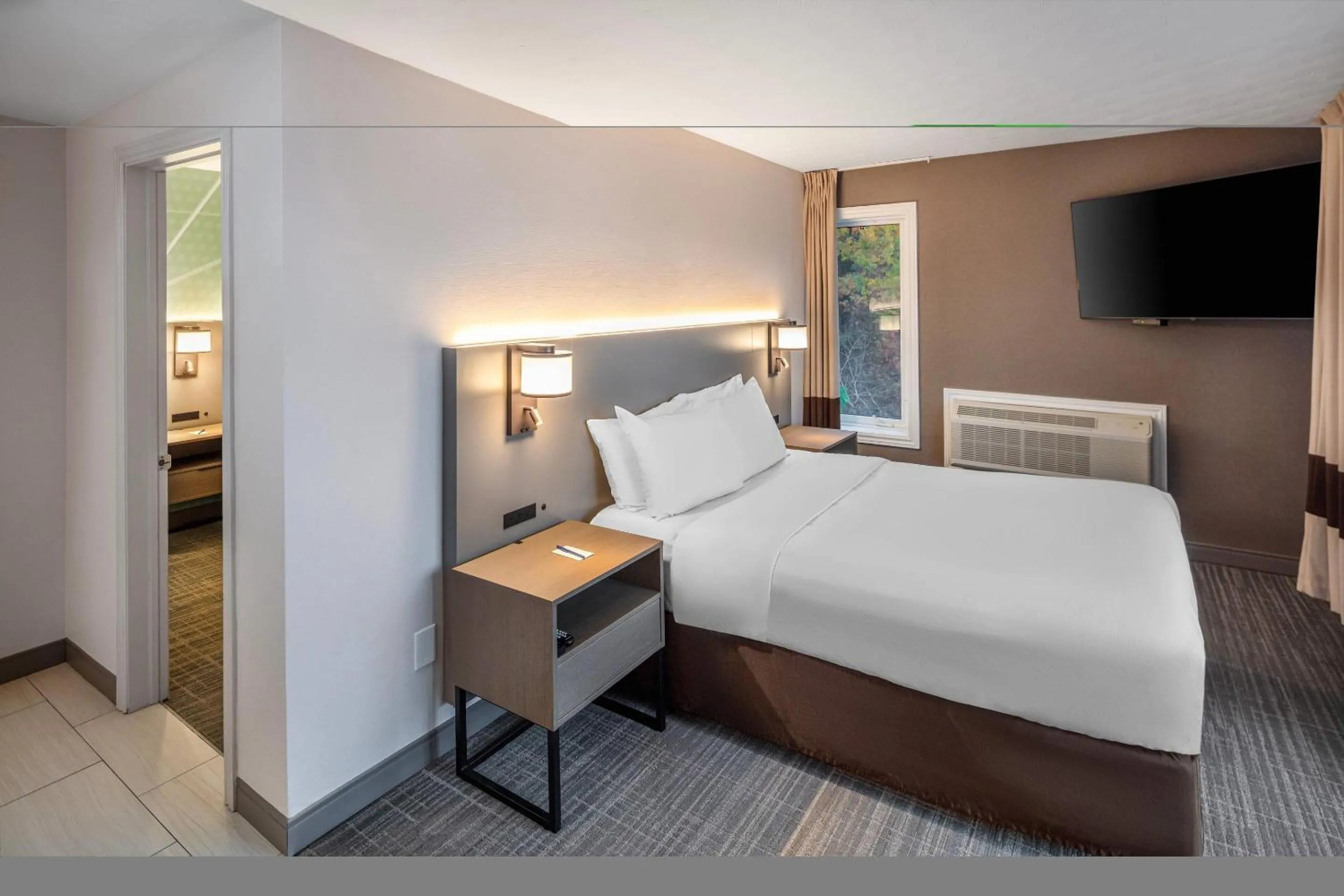 Bedroom, Bed in Comfort Inn