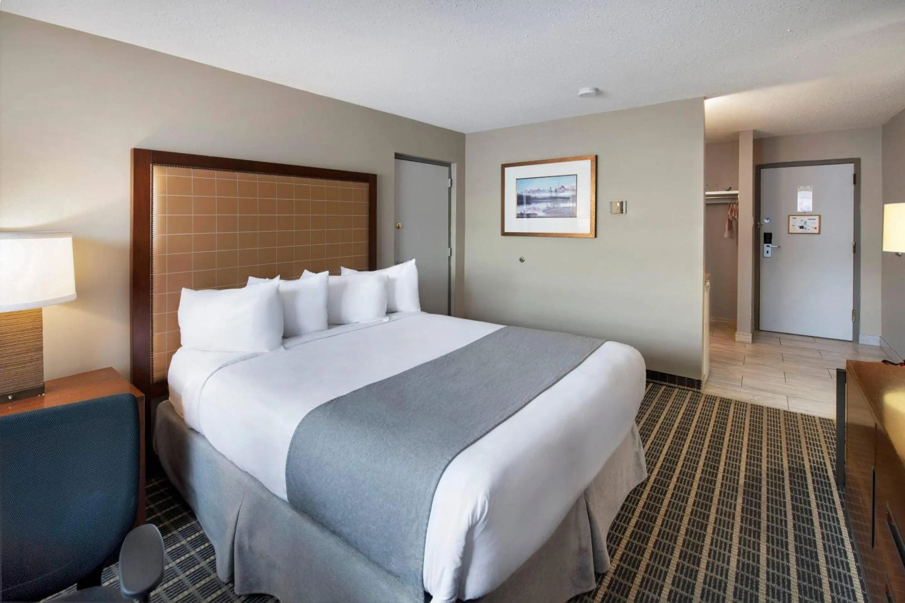 Bedroom, Bed in Clarion Pointe