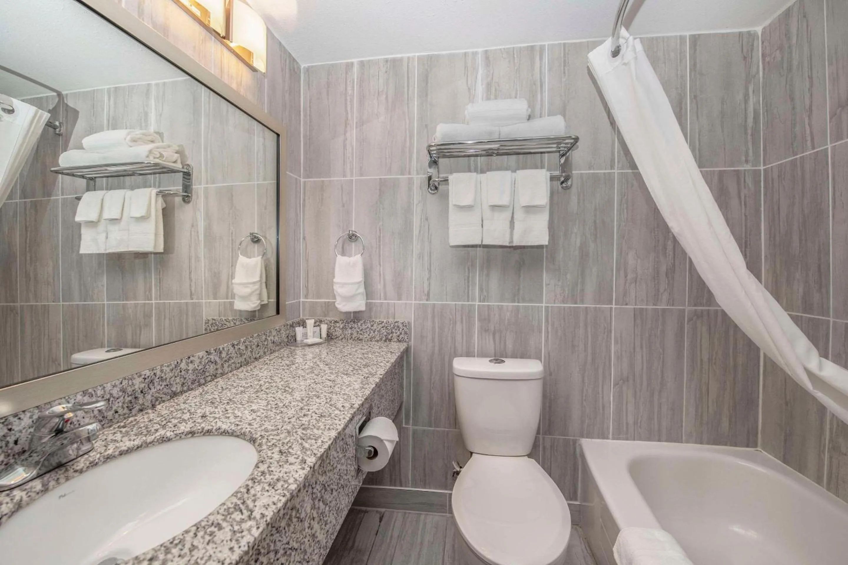 Bedroom in Clarion Pointe