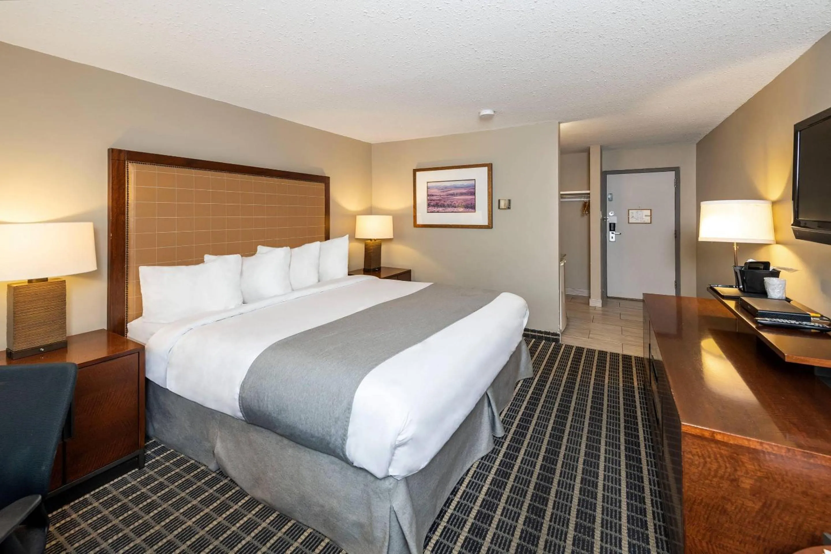 Bedroom, Bed in Clarion Pointe