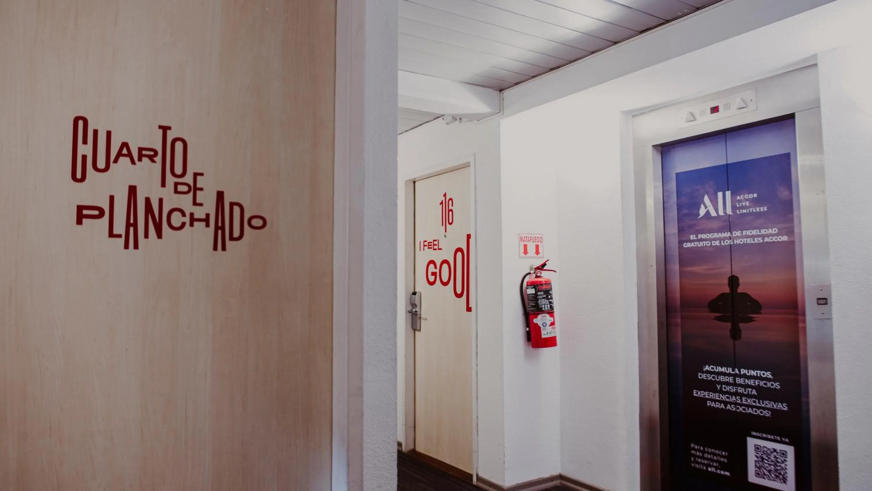 Facade/entrance in ibis Mendoza