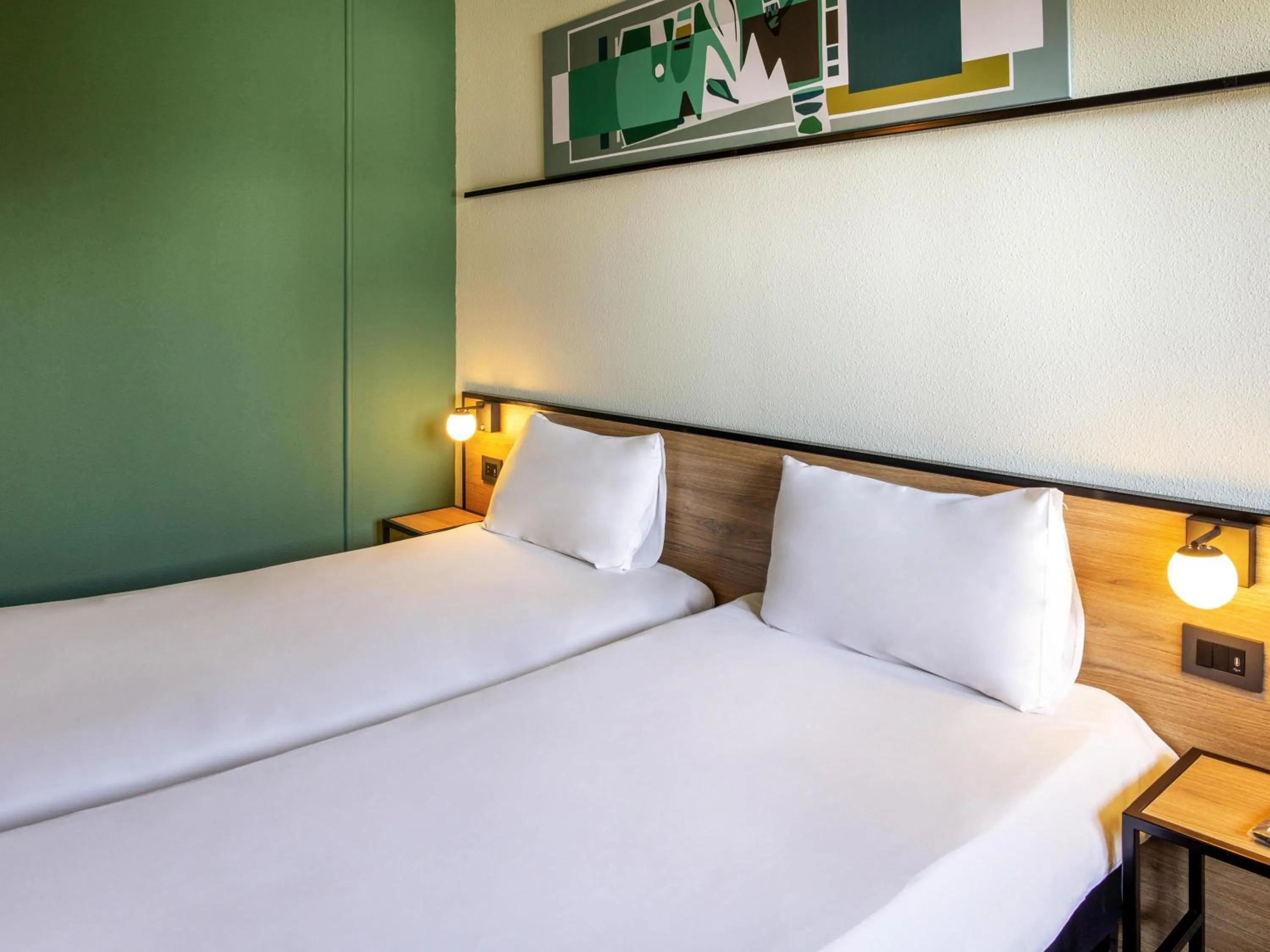 Bedroom, Bed in ibis Mendoza