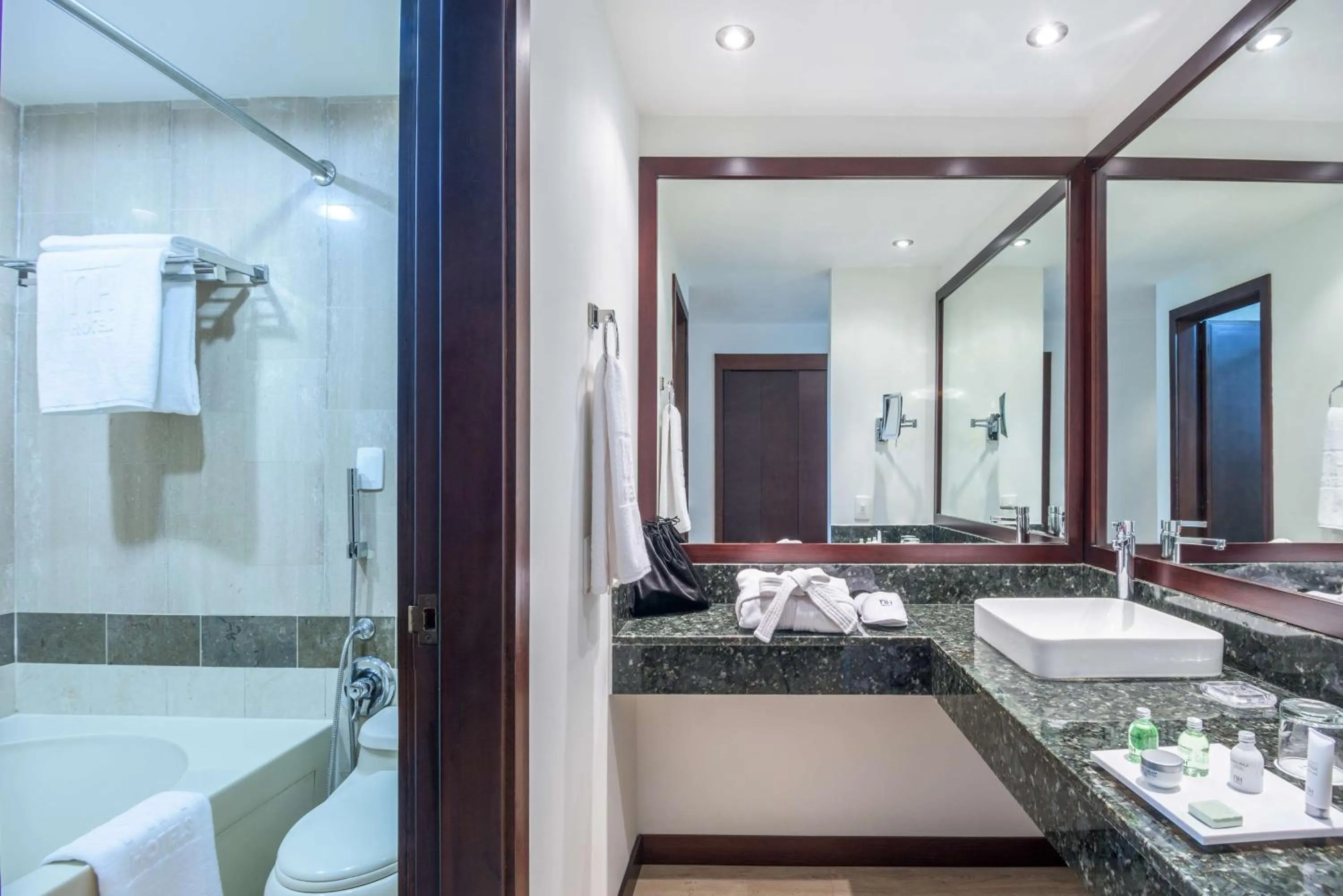 Bathroom in NH Cali Royal