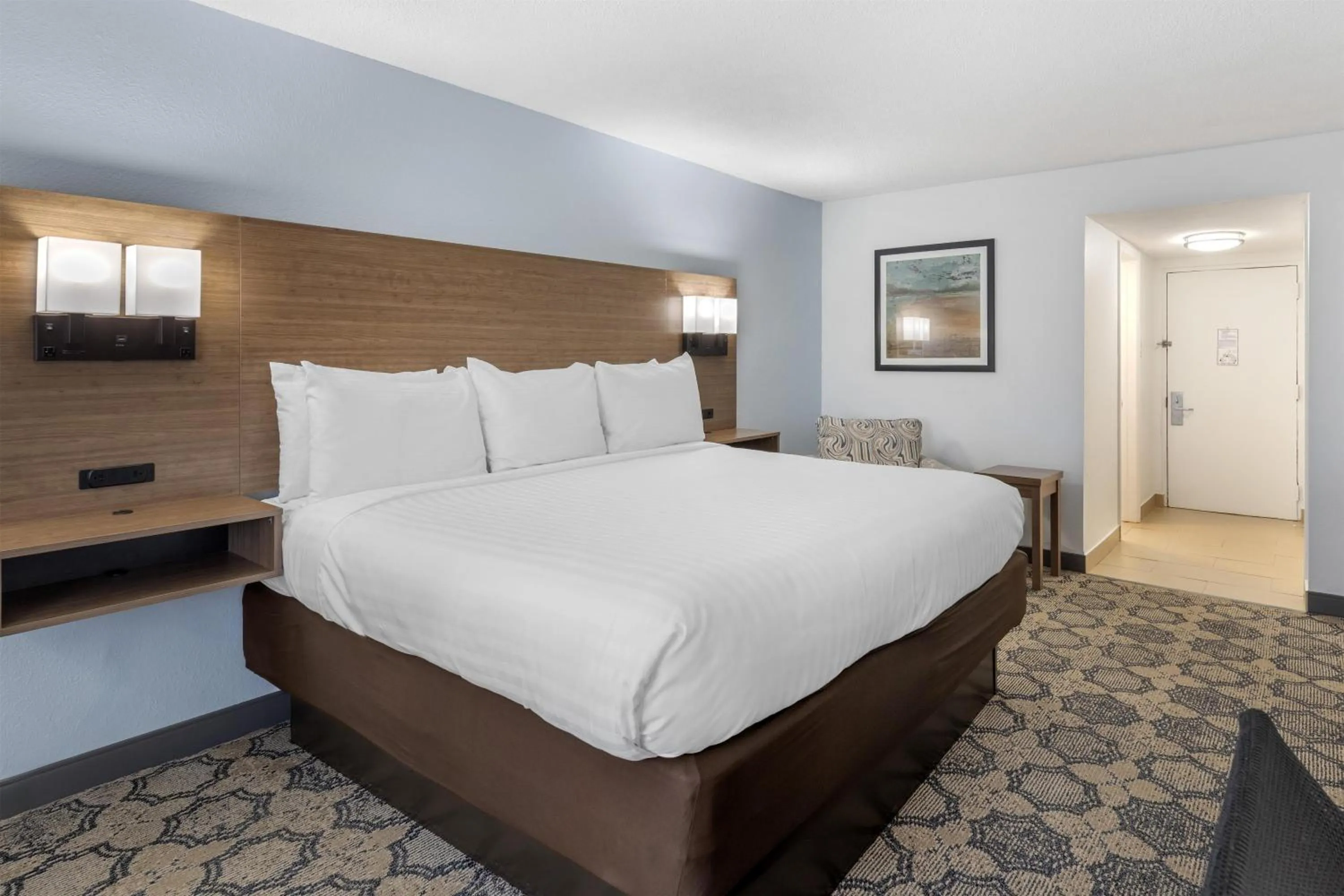 Bedroom, Bed in Best Western Palm Beach Lakes