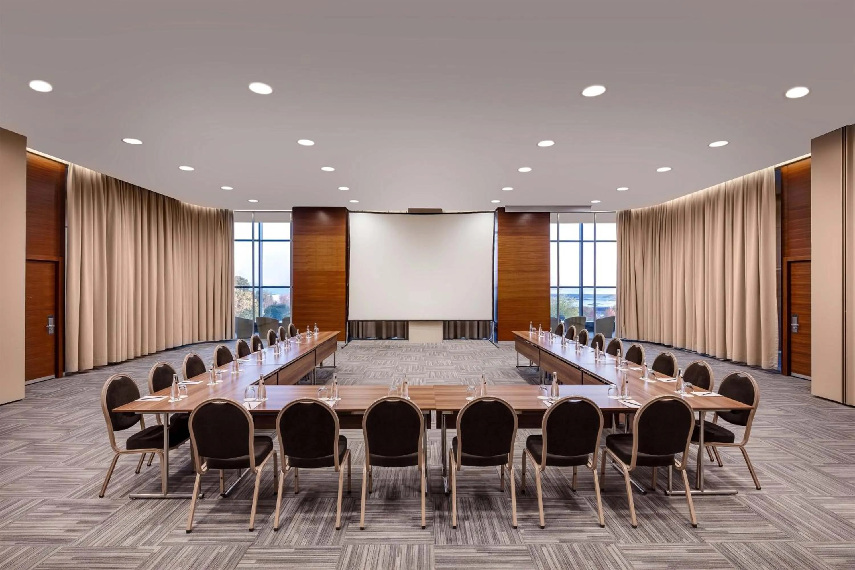 Meeting/conference room in Sheraton Istanbul Atakoy Hotel