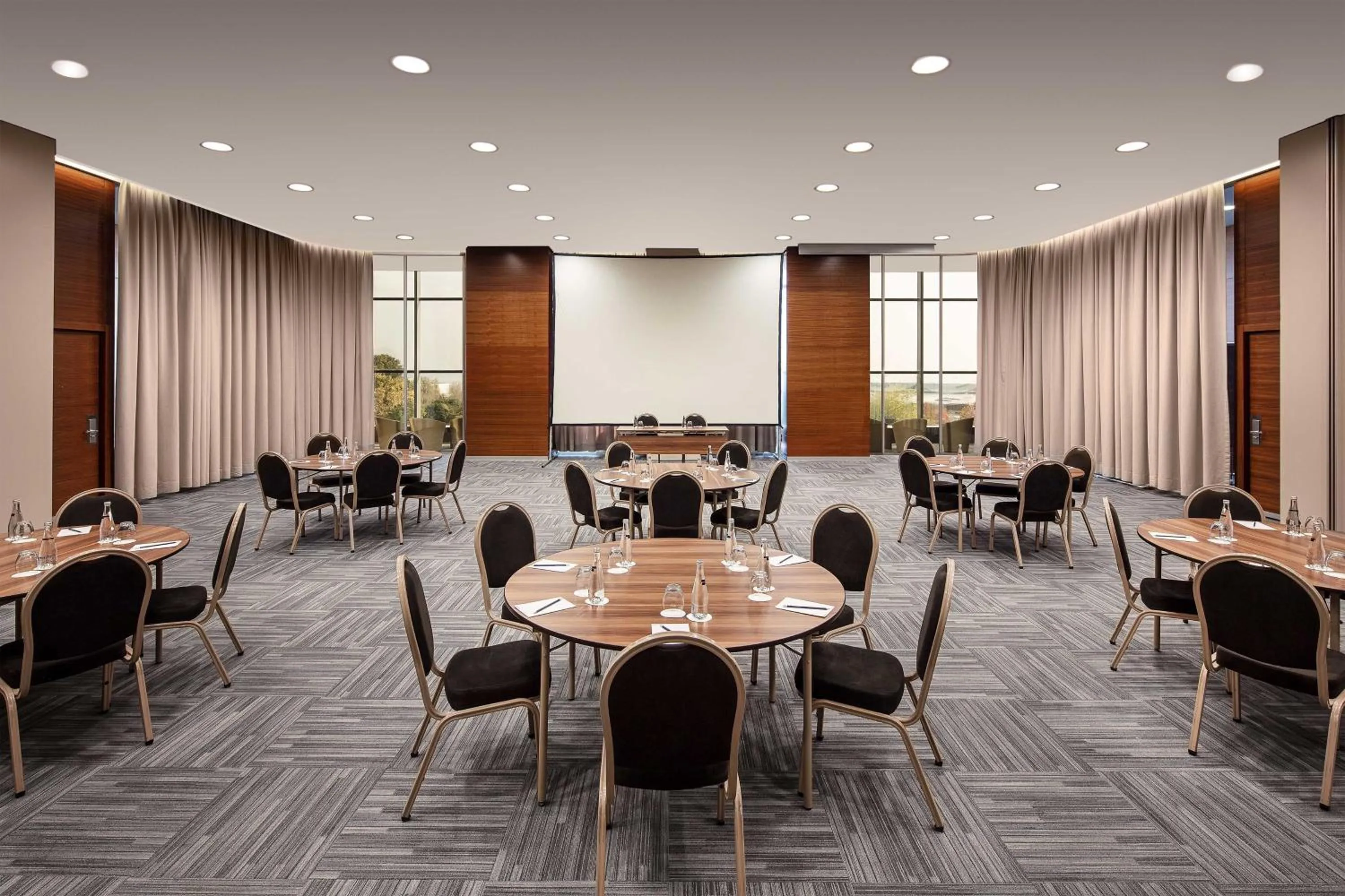 Meeting/conference room in Sheraton Istanbul Atakoy Hotel