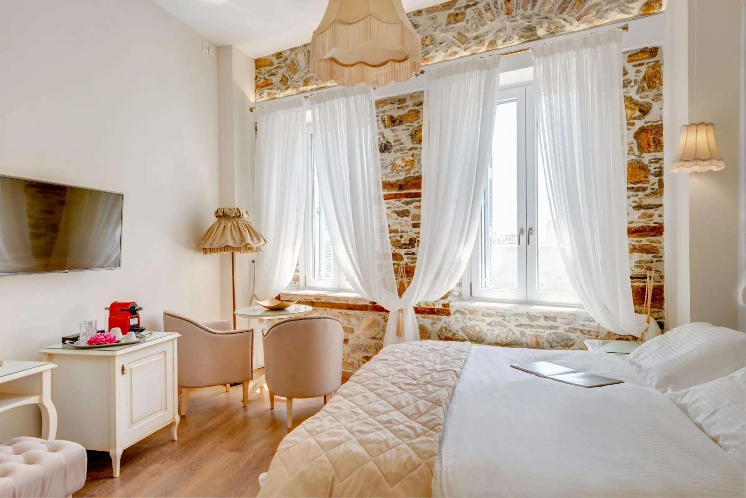 Photo of the whole room, Bed in 1844 Suites Syros