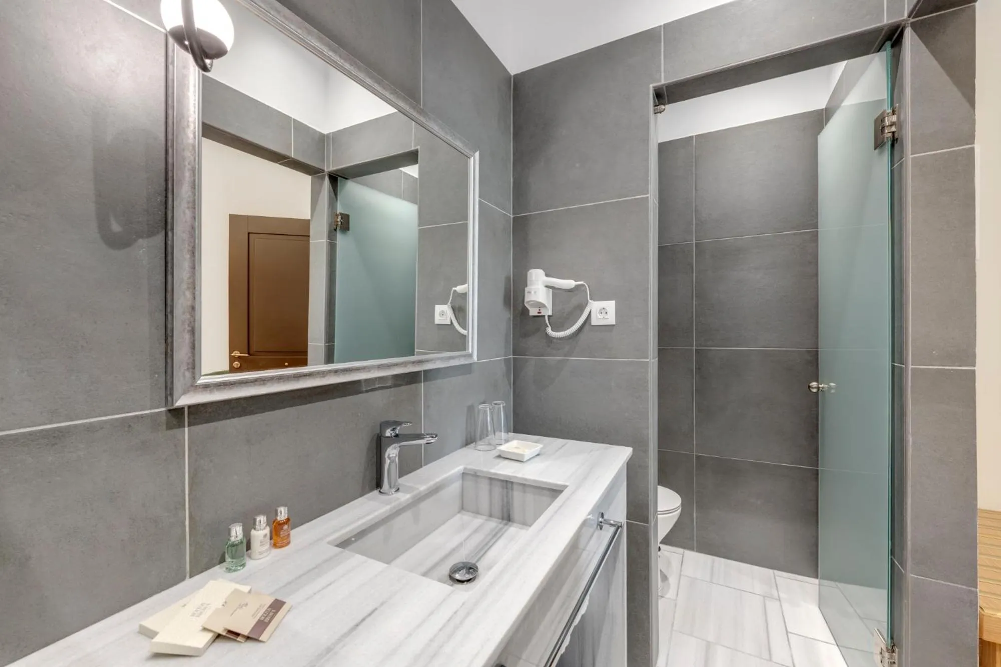 Bathroom in 1844 Suites Syros