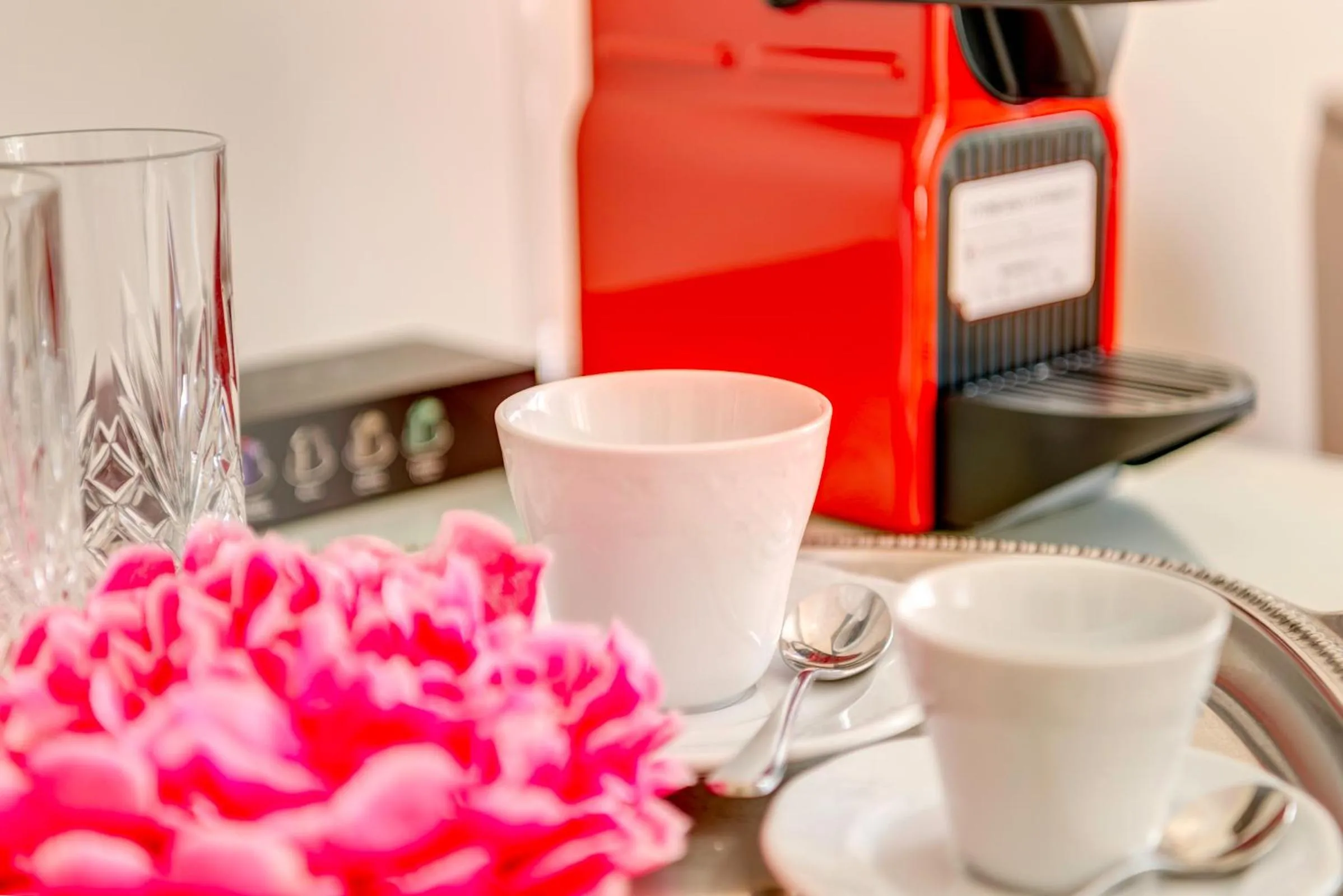 Coffee/tea facilities in 1844 Suites Syros