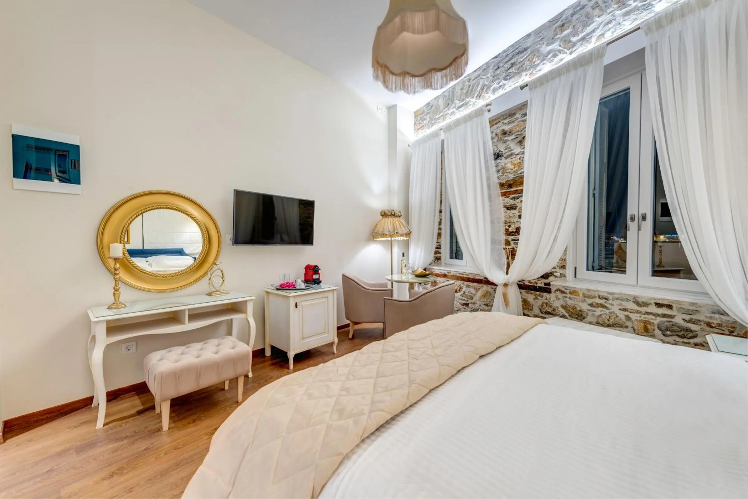 Photo of the whole room, Bed in 1844 Suites Syros