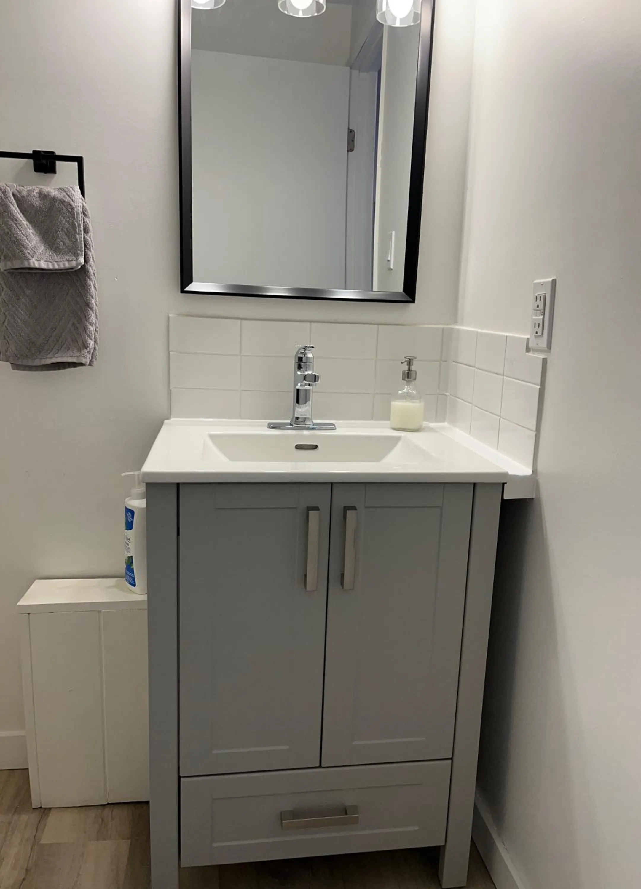 Bathroom in Mountain View Bed & Breakfast