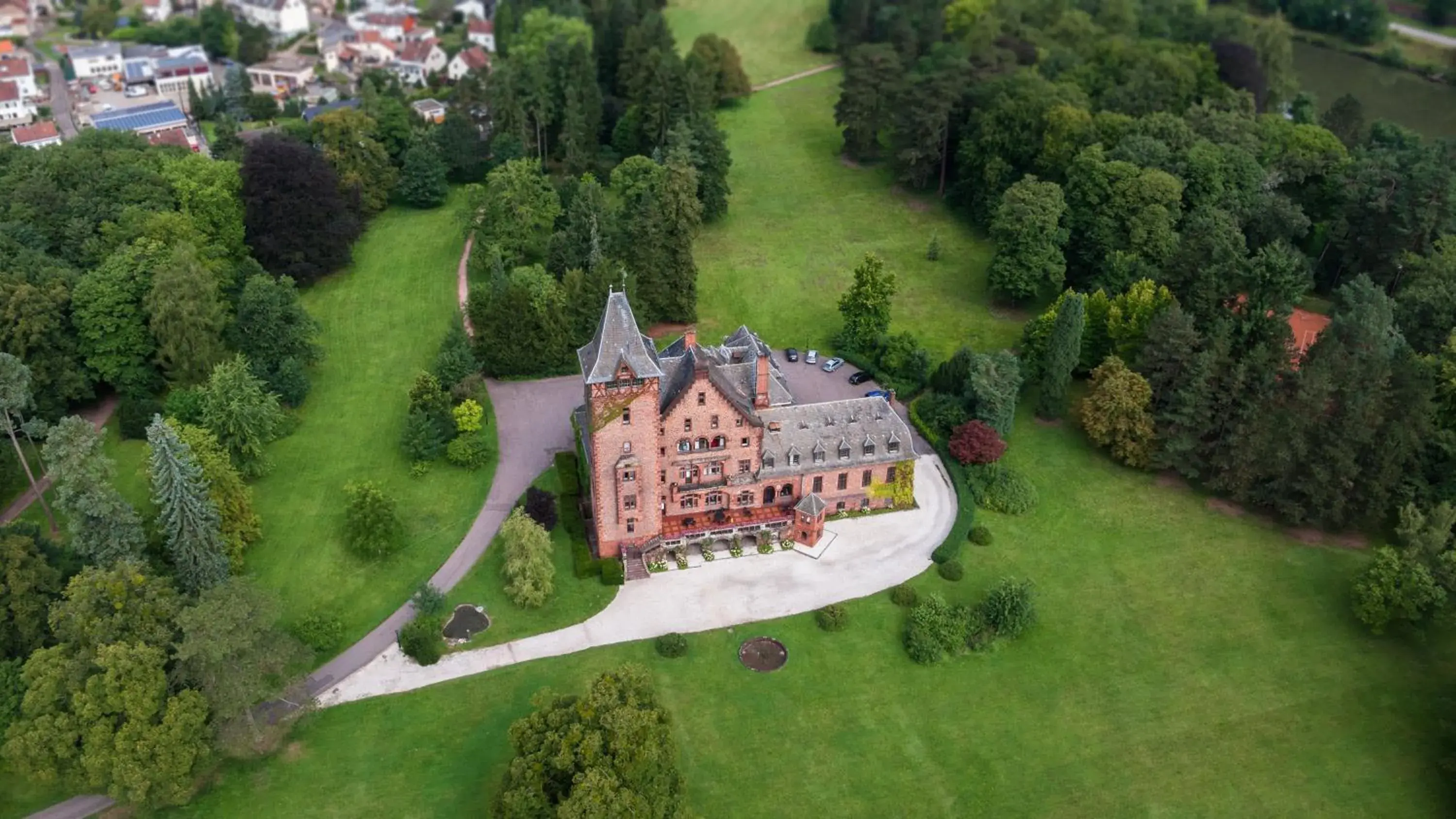 Gästehaus Schloss Saareck Gästehaus Schloss Saareck