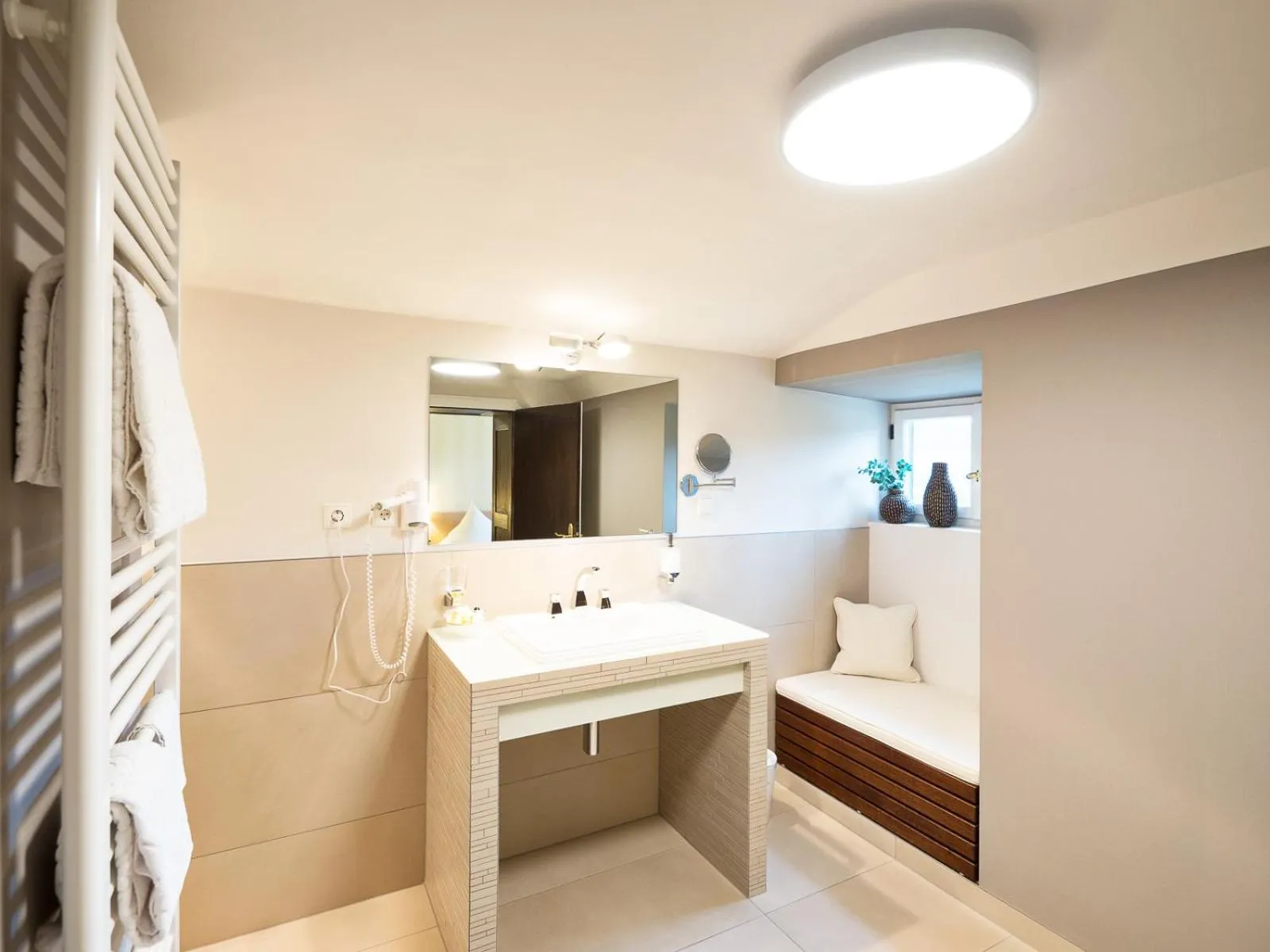 Bathroom in Gästehaus Schloss Saareck