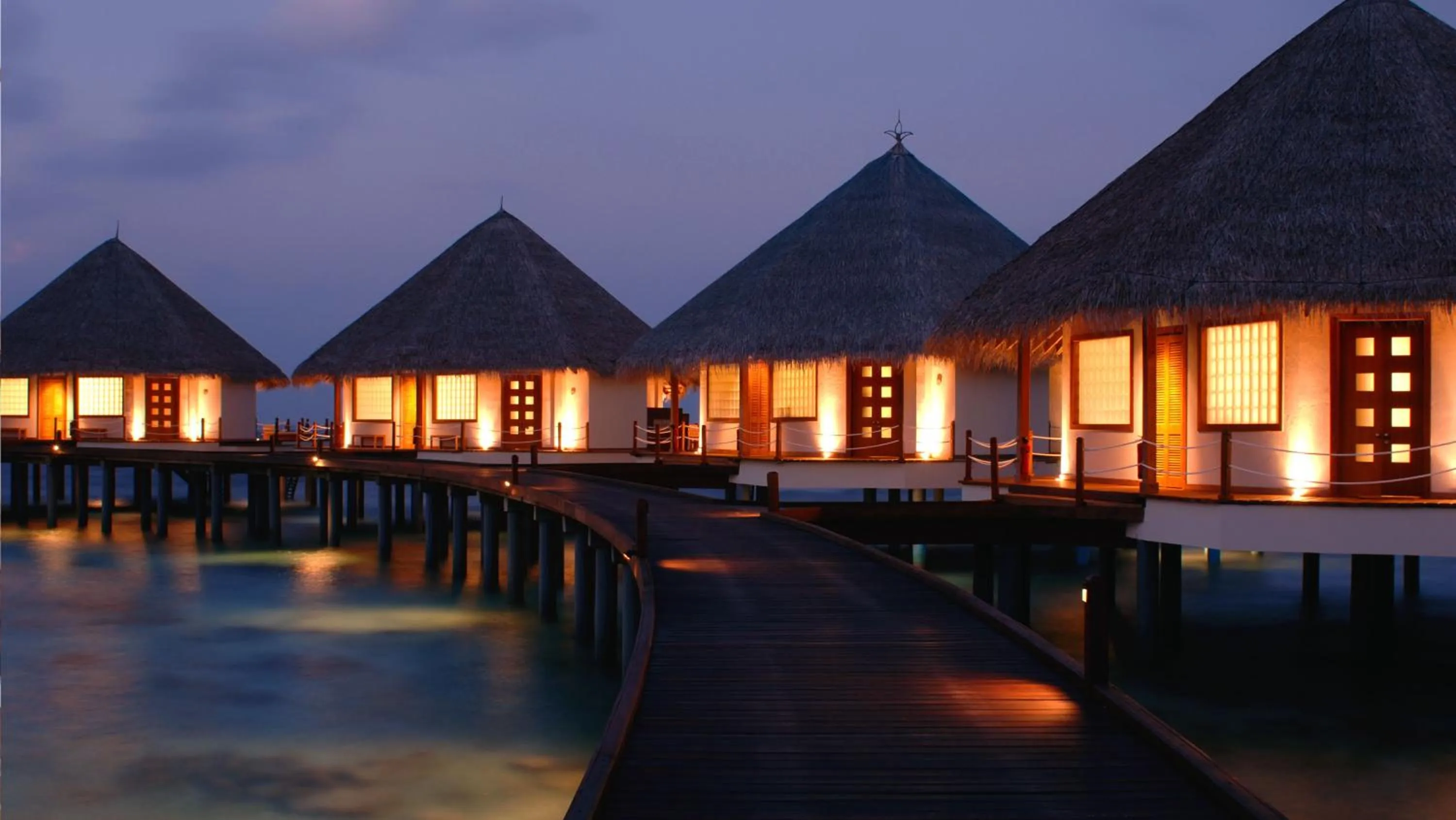 Night in Adaaran Prestige Water Villas - with Dine around Premium All inclusive - 24 hours