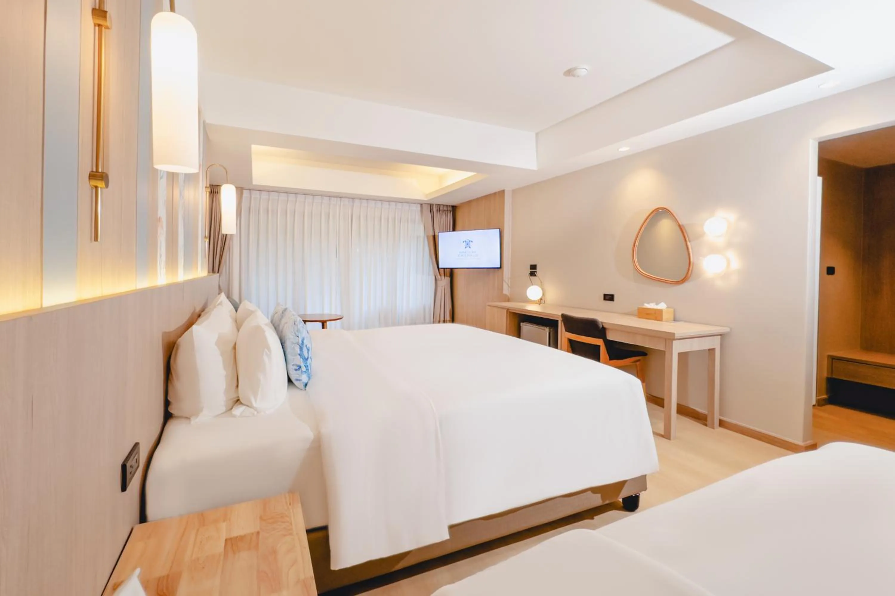 Bed in Khaolak Emerald Beach Resort and Spa