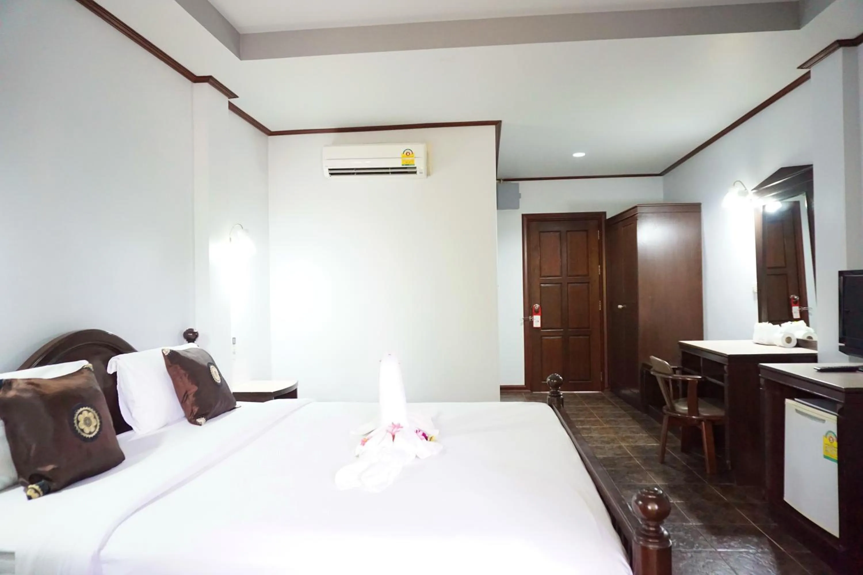 Bedroom, Bed in Lamai Inn 99 Bungalows