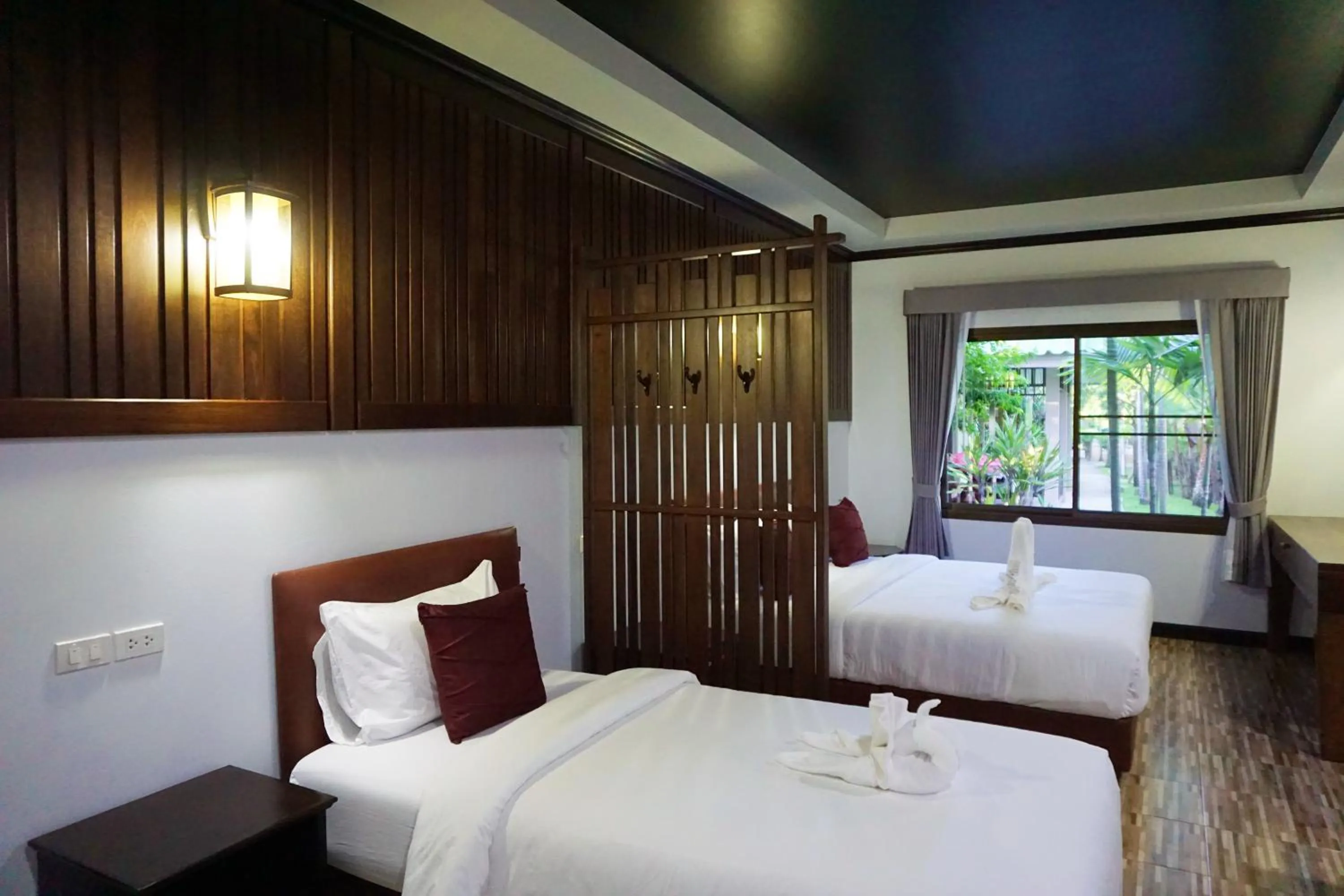 Bedroom, Bed in Lamai Inn 99 Bungalows