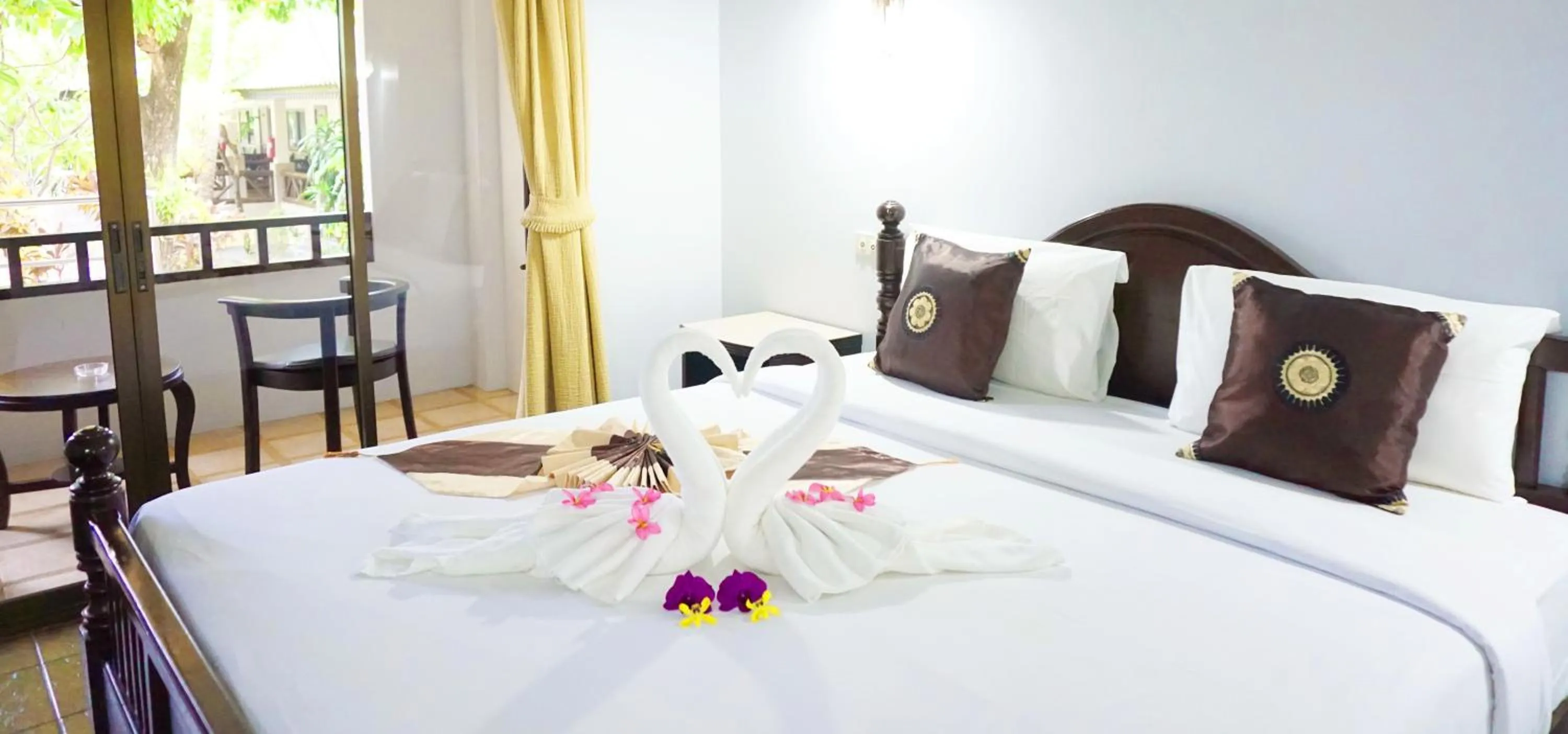 Bedroom, Bed in Lamai Inn 99 Bungalows