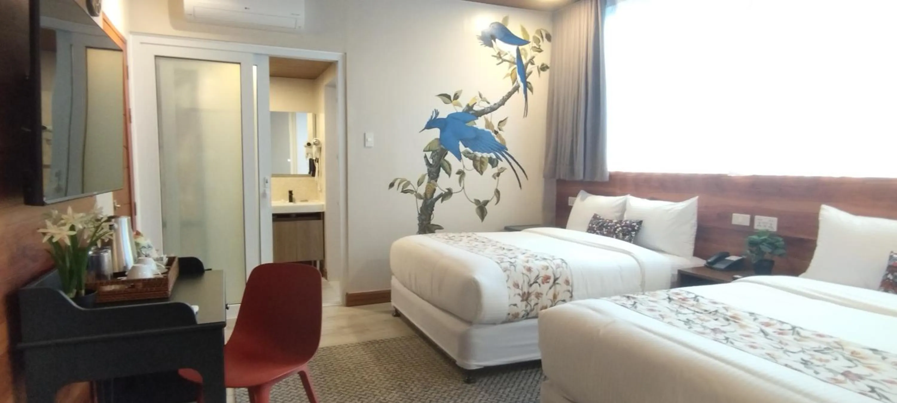 Bed in Hotel Kimberly Tagaytay