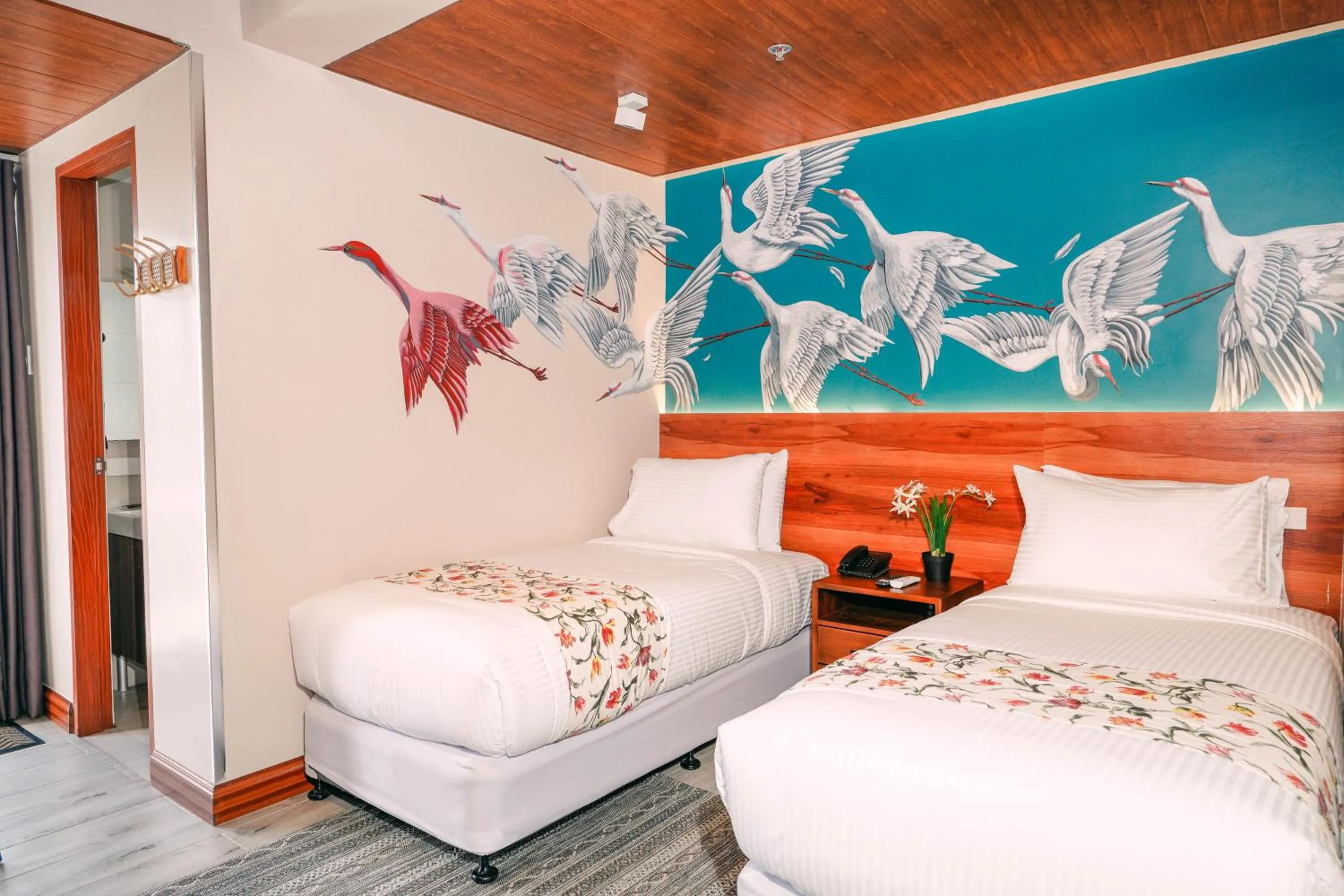 Bed in Hotel Kimberly Tagaytay