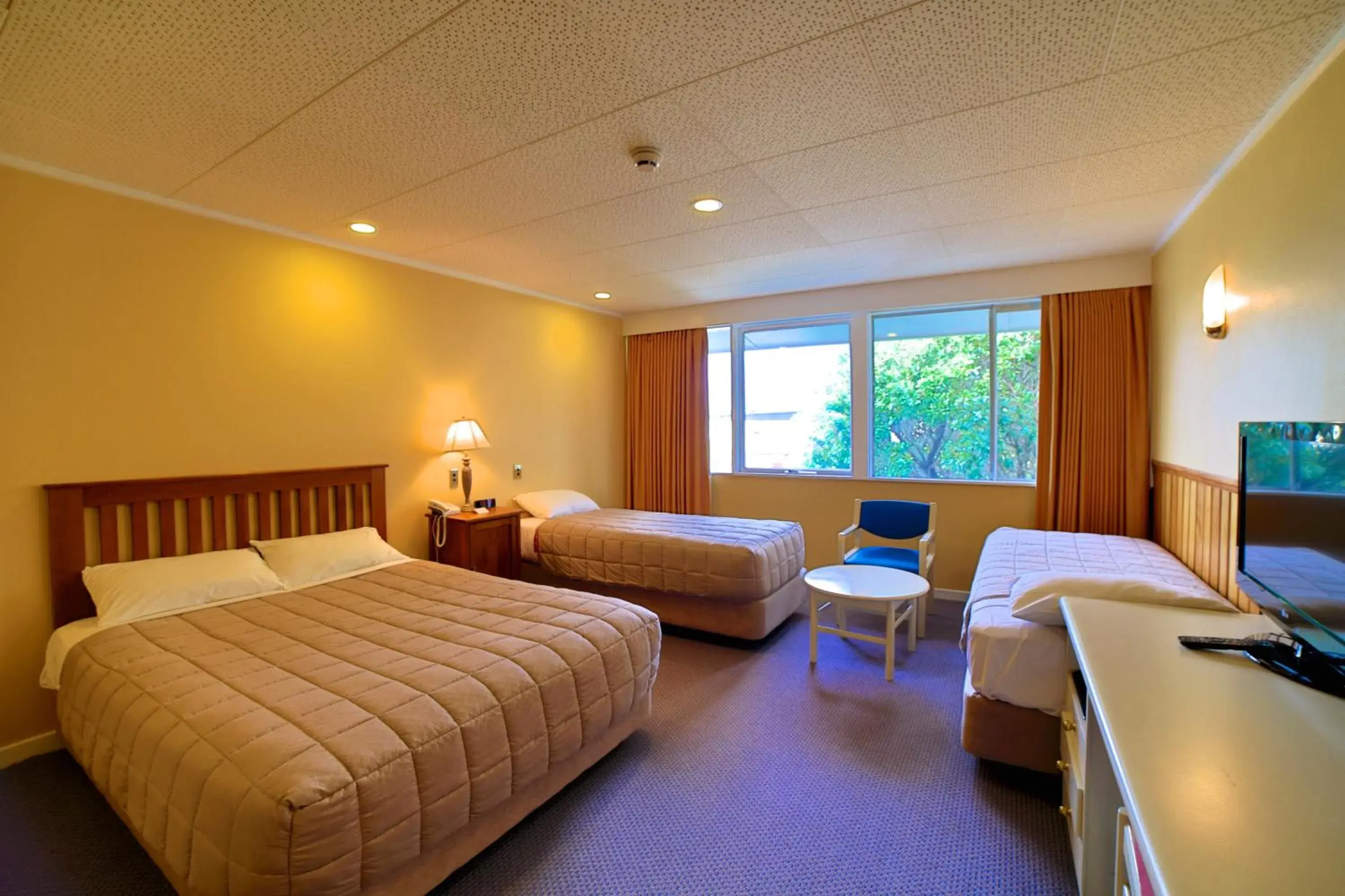 Standard Double or Twin Room in Brentwood Hotel Standard Double or Twin Room in Brentwood Hotel