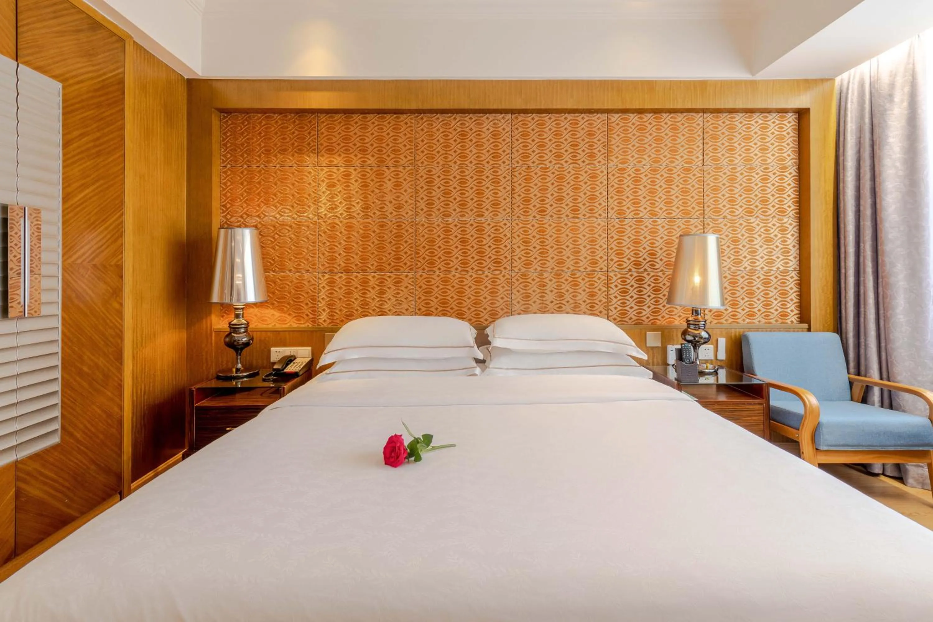 Bed in Guangzhou Good International Hotel