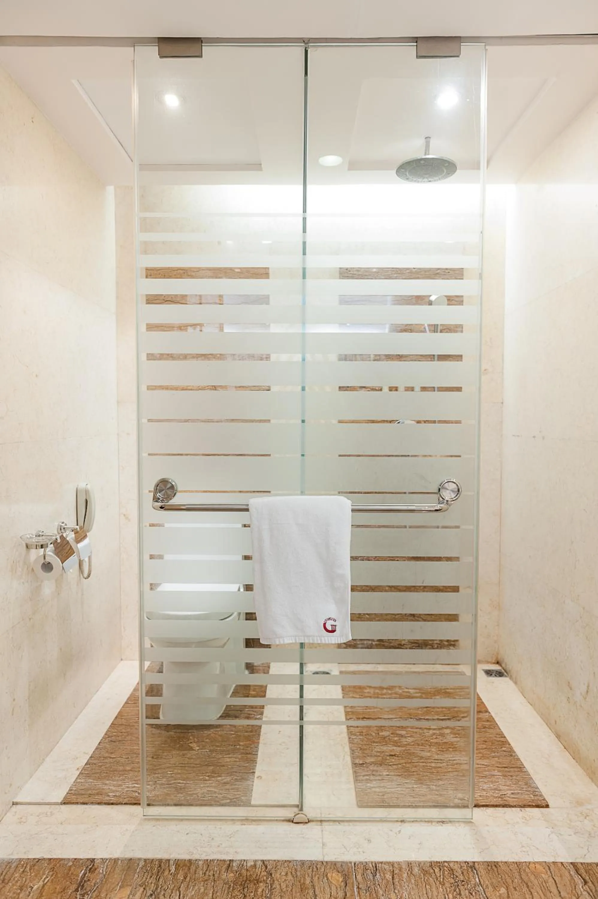 Bathroom in Guangzhou Good International Hotel