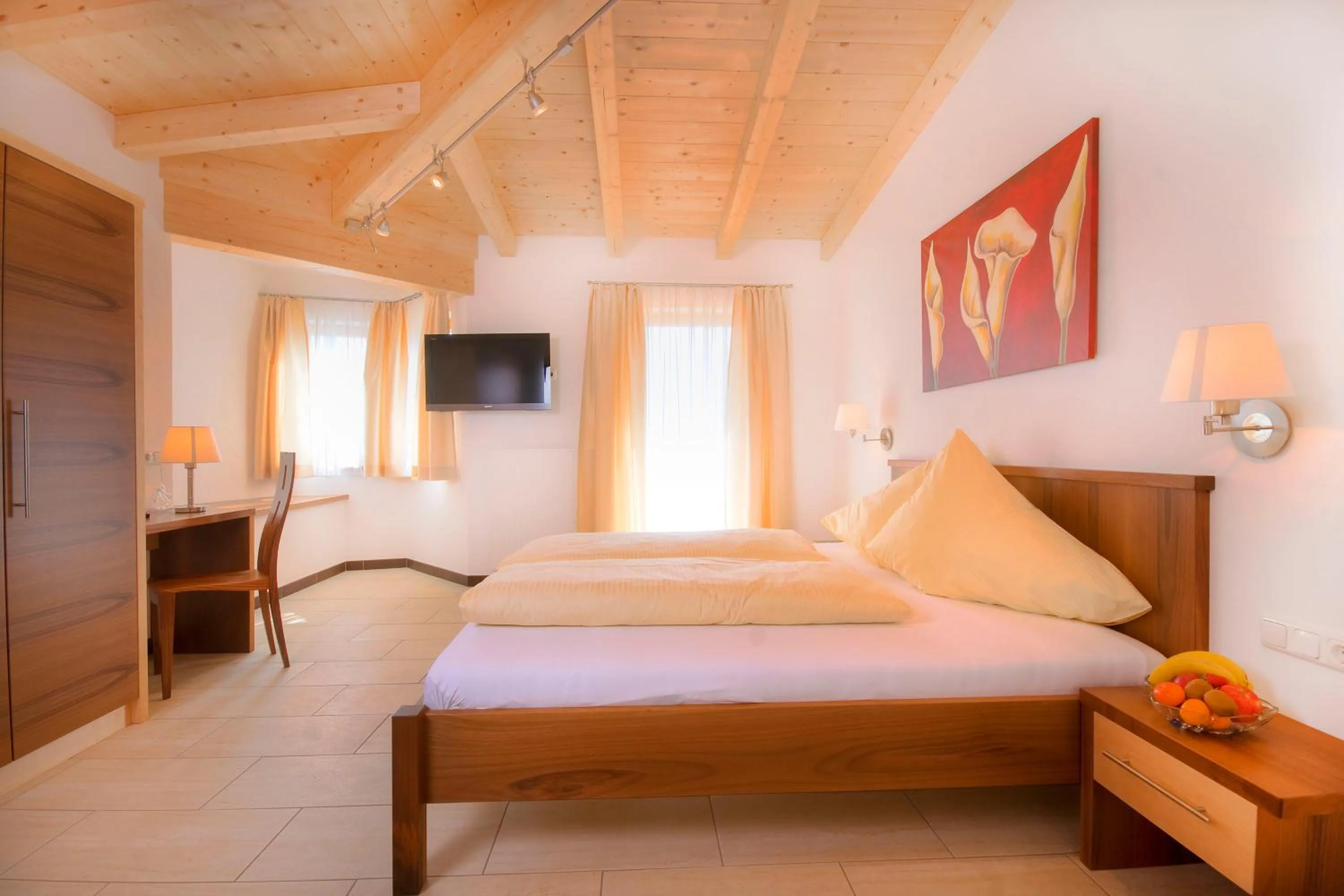 Photo of the whole room, Bed in Panoramahotel Burgeck