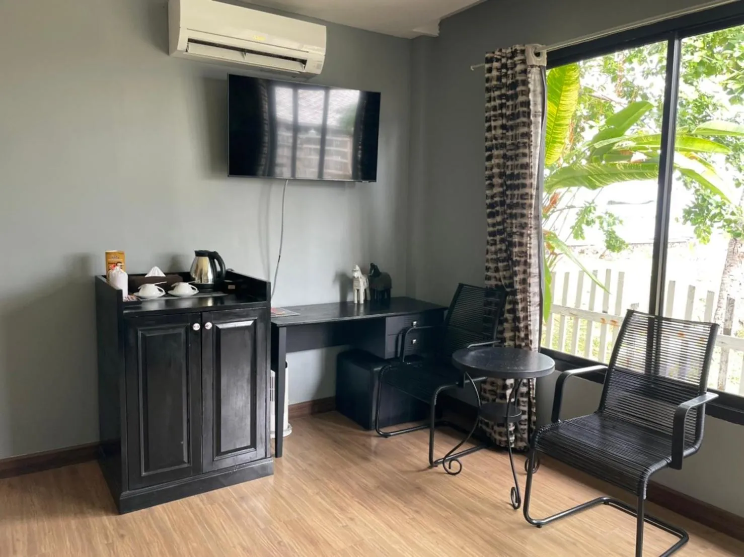 Green Gallery Beach Boutique Hotel