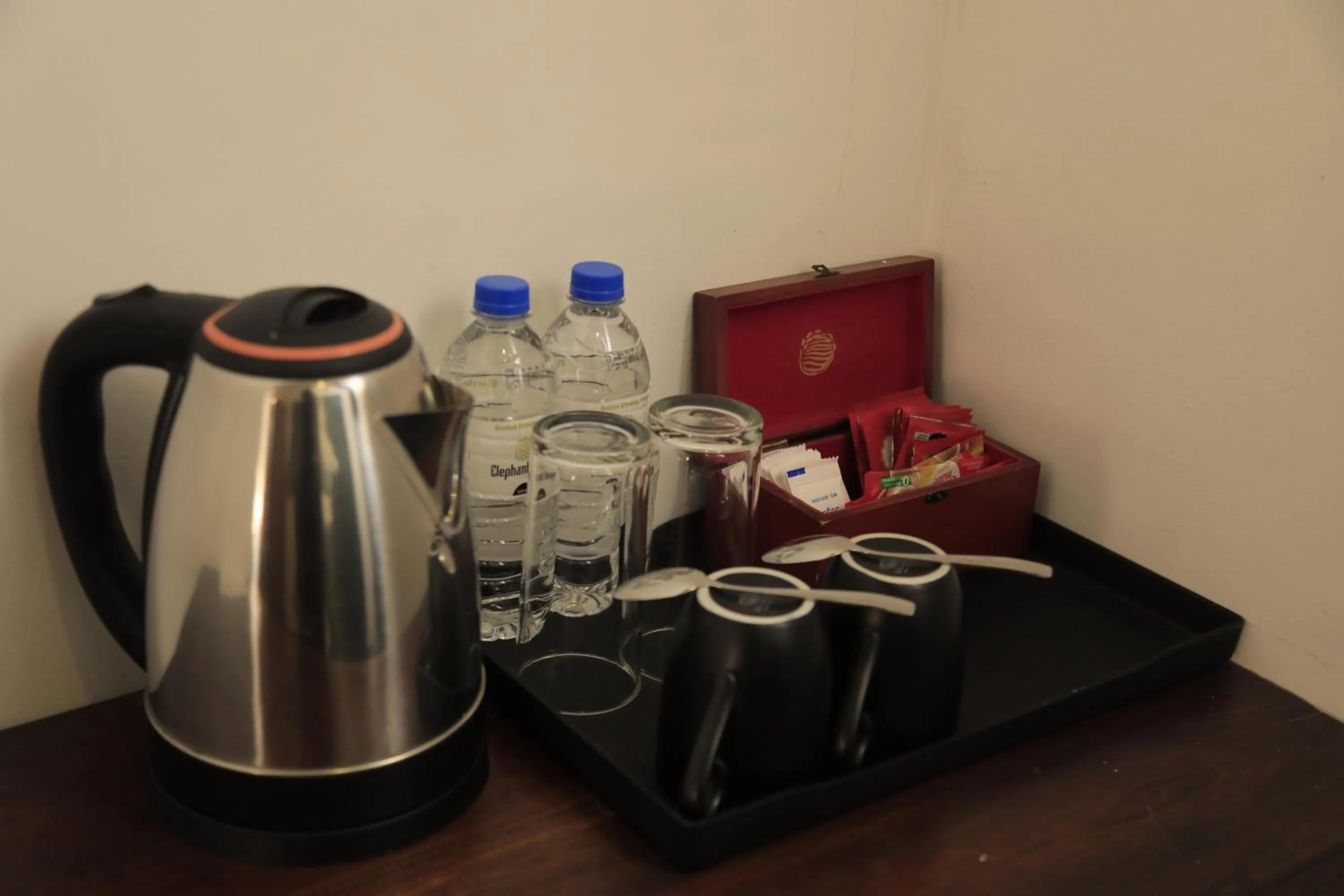 Coffee/tea facilities in Hotel Elephant Reach