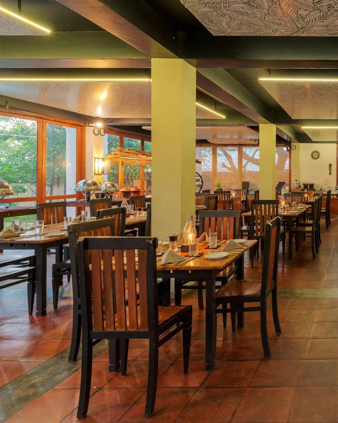 Breakfast in Hotel Elephant Reach